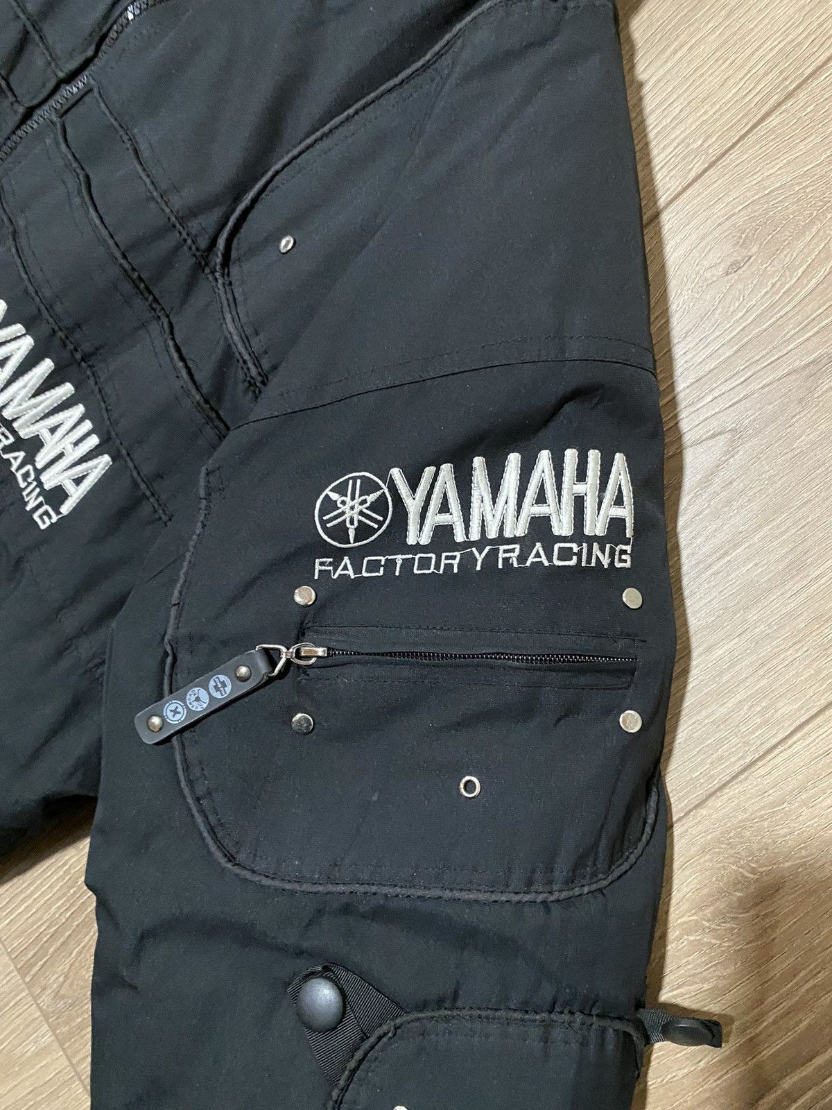 Formula 1 Yamaha jacket puffer Racing Moto black NASCAR Size US S / EU 44-46 / 1 - 8 Thumbnail