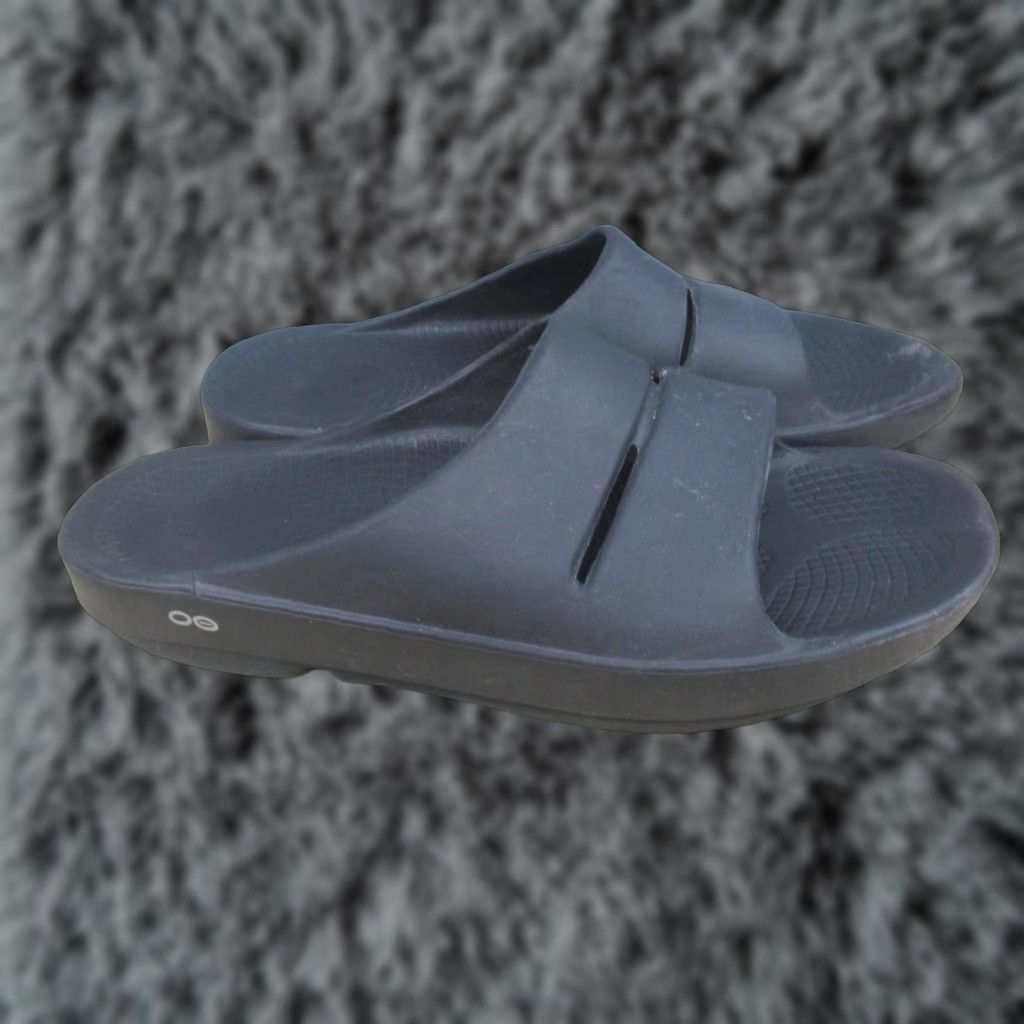 Vintage OOFOS OOahh Slide Sandals Mens 13 Black Recovery Comfort Cushioned Slide Sandal Mens Black 13 OOahh recovery trend shoes Mens Size ONE SIZE - 1 Thumbnail