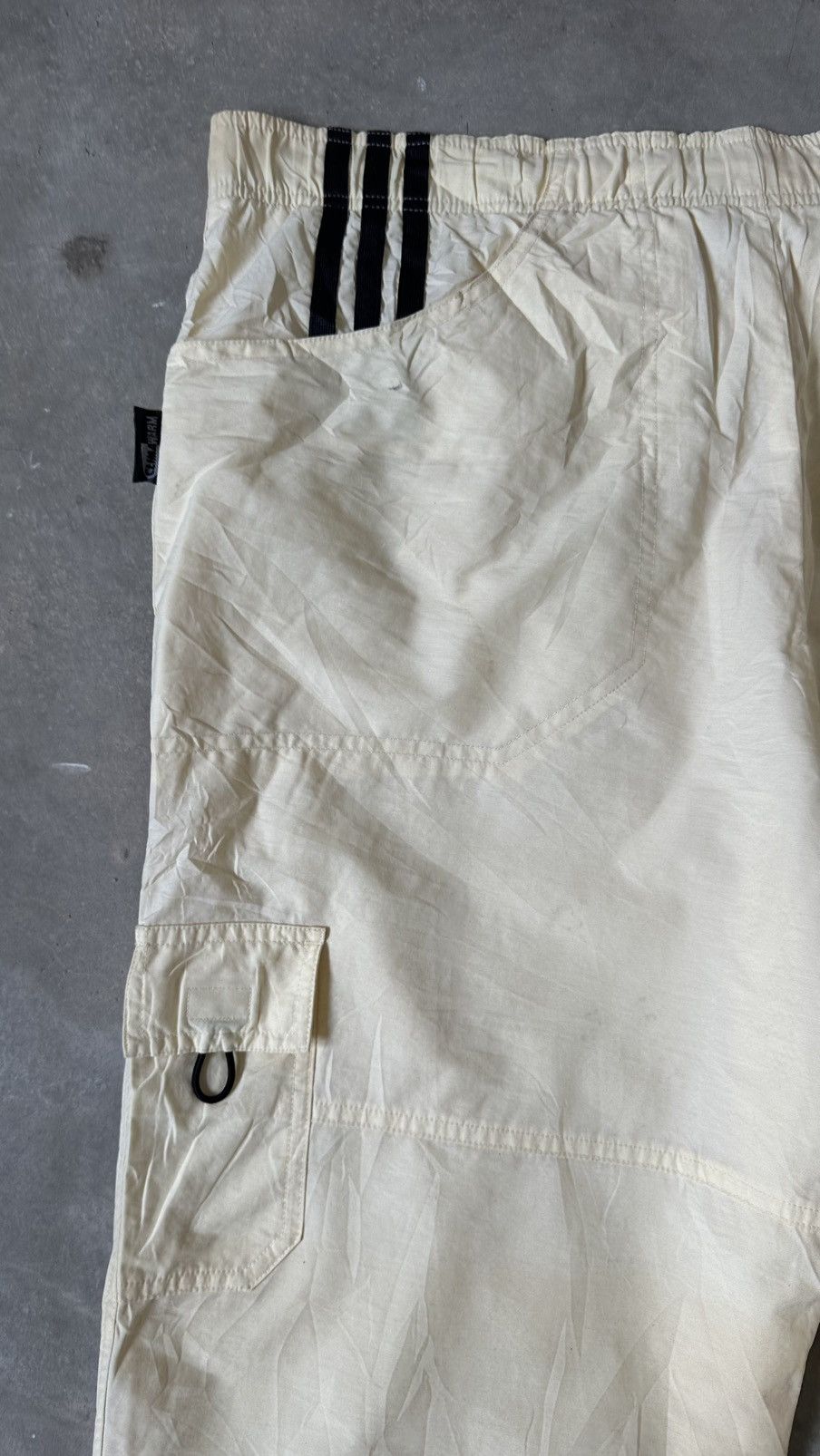 Adidas VINTAGE ADIDAS TRACK PANT Size US 38 / EU 54 - 13 Thumbnail