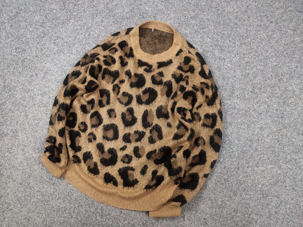 Japanese Brand Vintage leopard Mohair Style Sweater Y2K hysteric style Size US S / EU 44-46 / 1 - 3 Thumbnail
