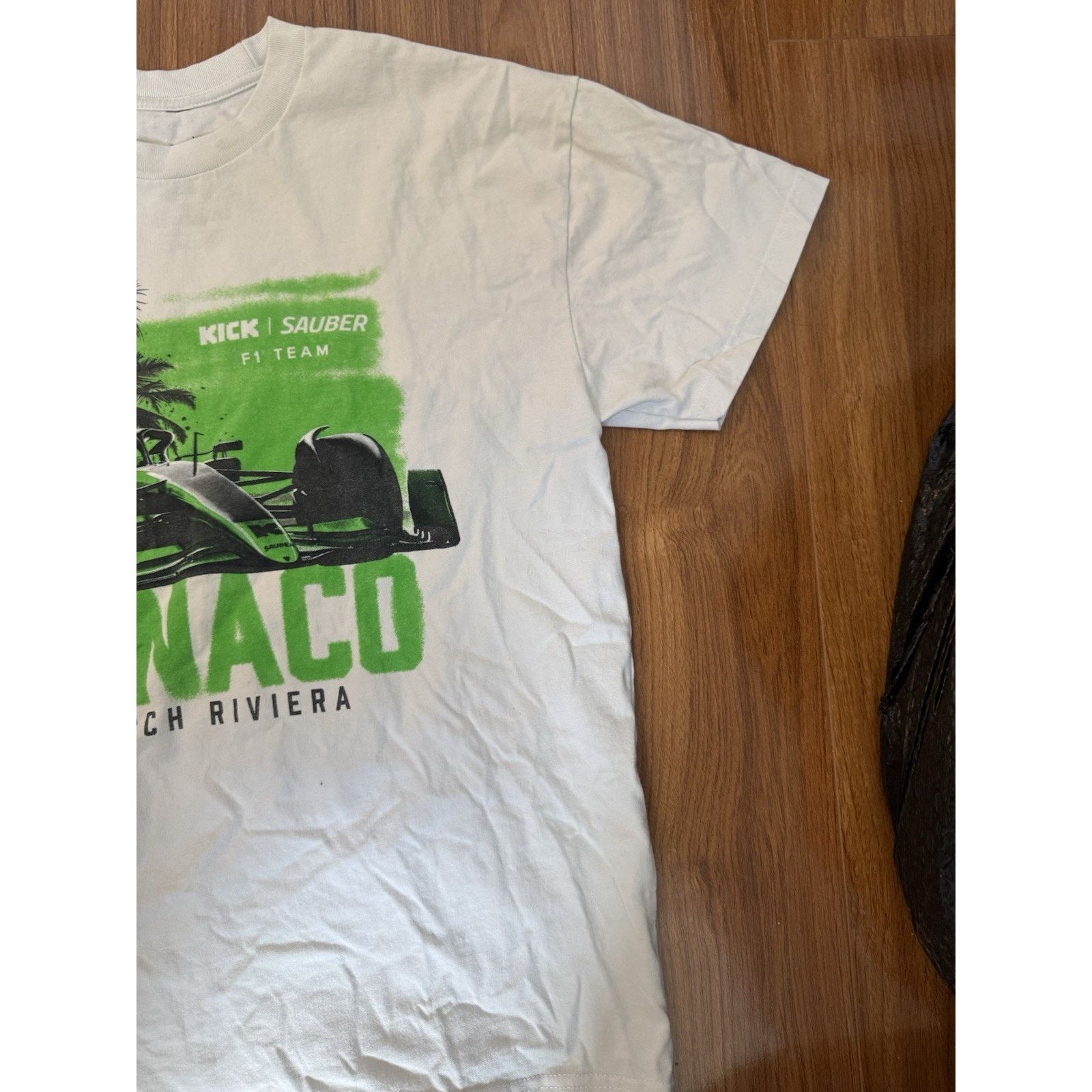 & Other Stories Men’s Short Sleeve Size, Small Stake F-1 Team/kick SAUBER Size US S / EU 44-46 / 1 - 4 Thumbnail