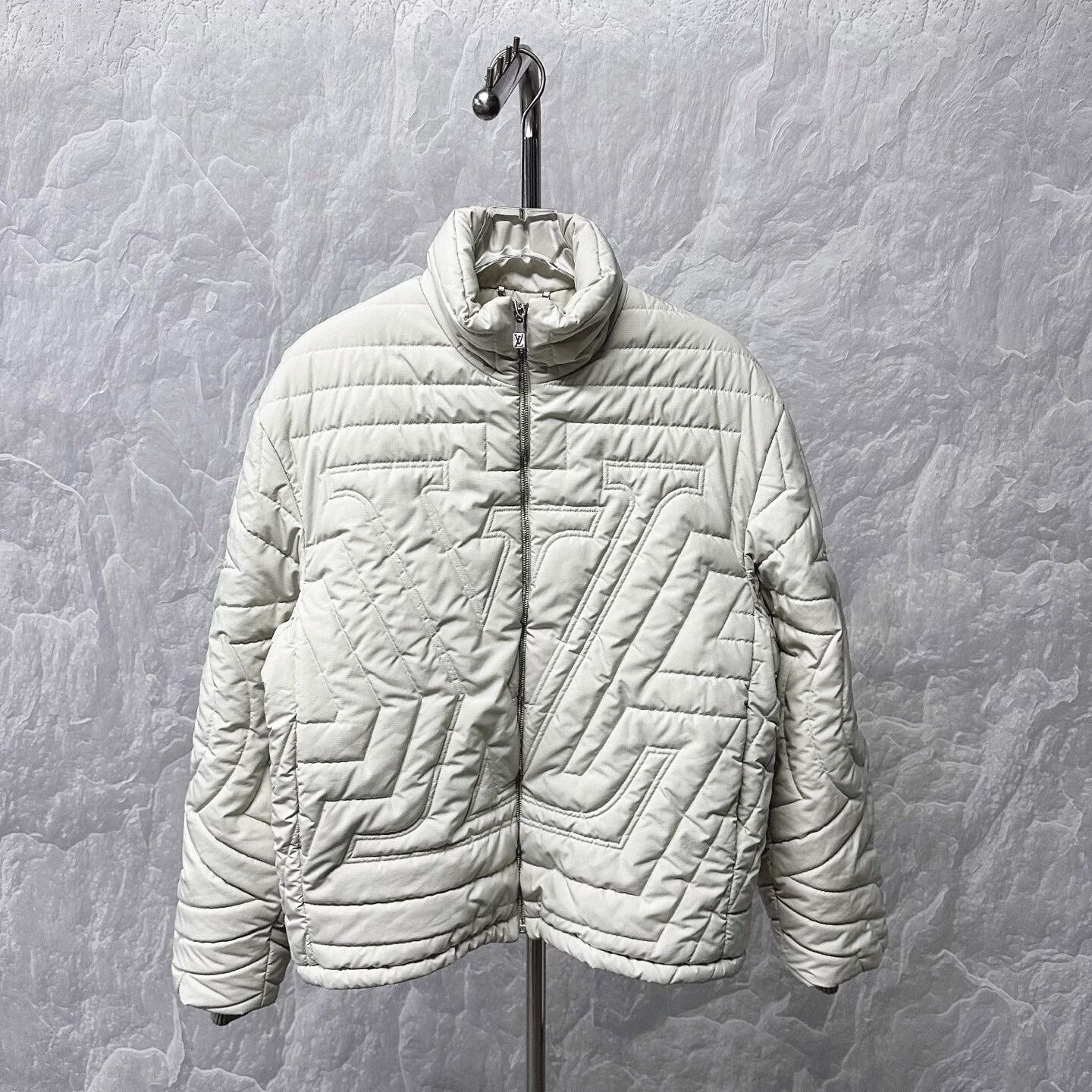 Louis Vuitton louis vuitton quilted jacket spring summer 2025 Size US L / EU 52-54 / 3 - 1 Thumbnail