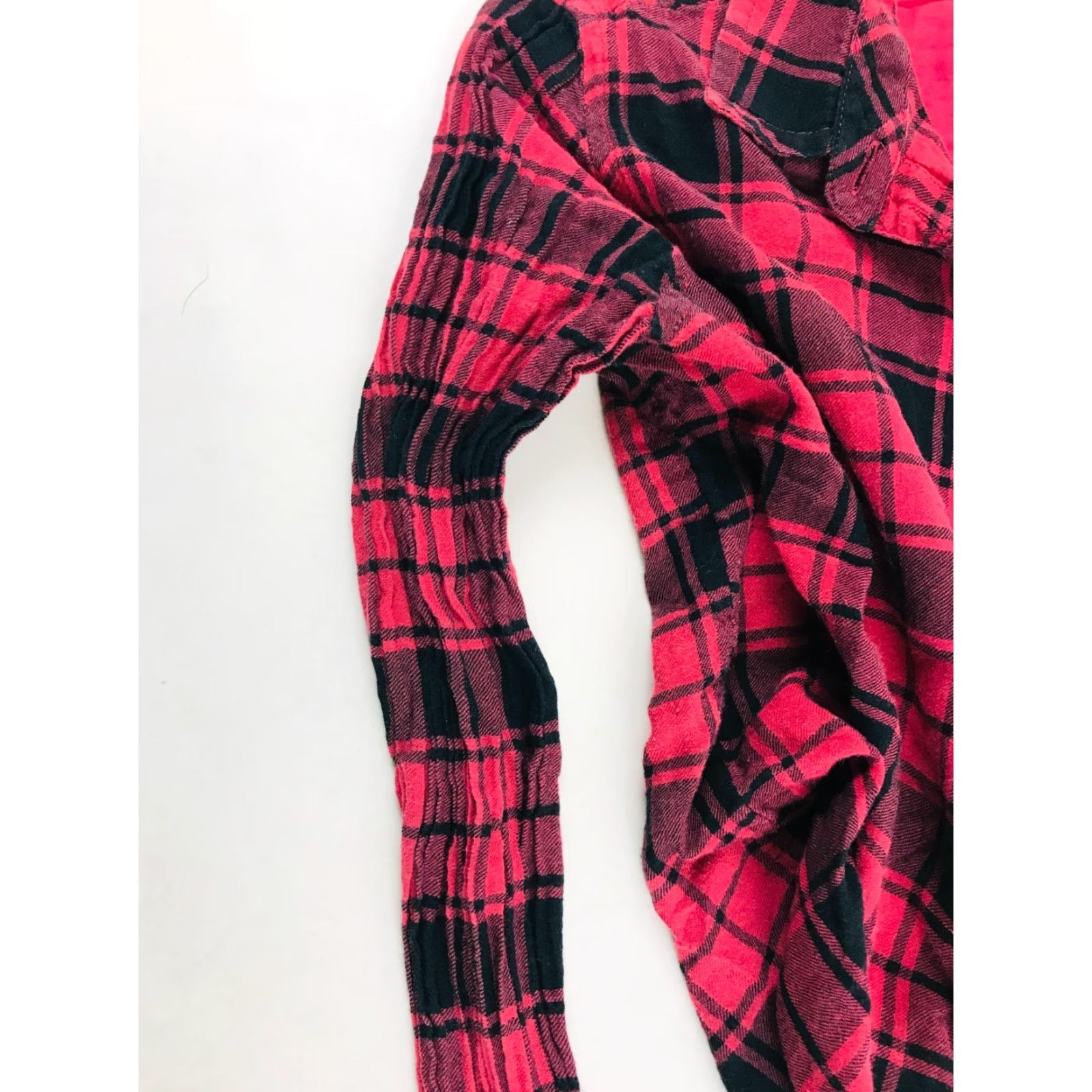 American Eagle Outfitters American Eagle Shirt Women's XS Red Black Plaid Flannel Wrinkled Long Sleeve Button-Up Size XS / US 0-2 / IT 36-38 - 4 Thumbnail
