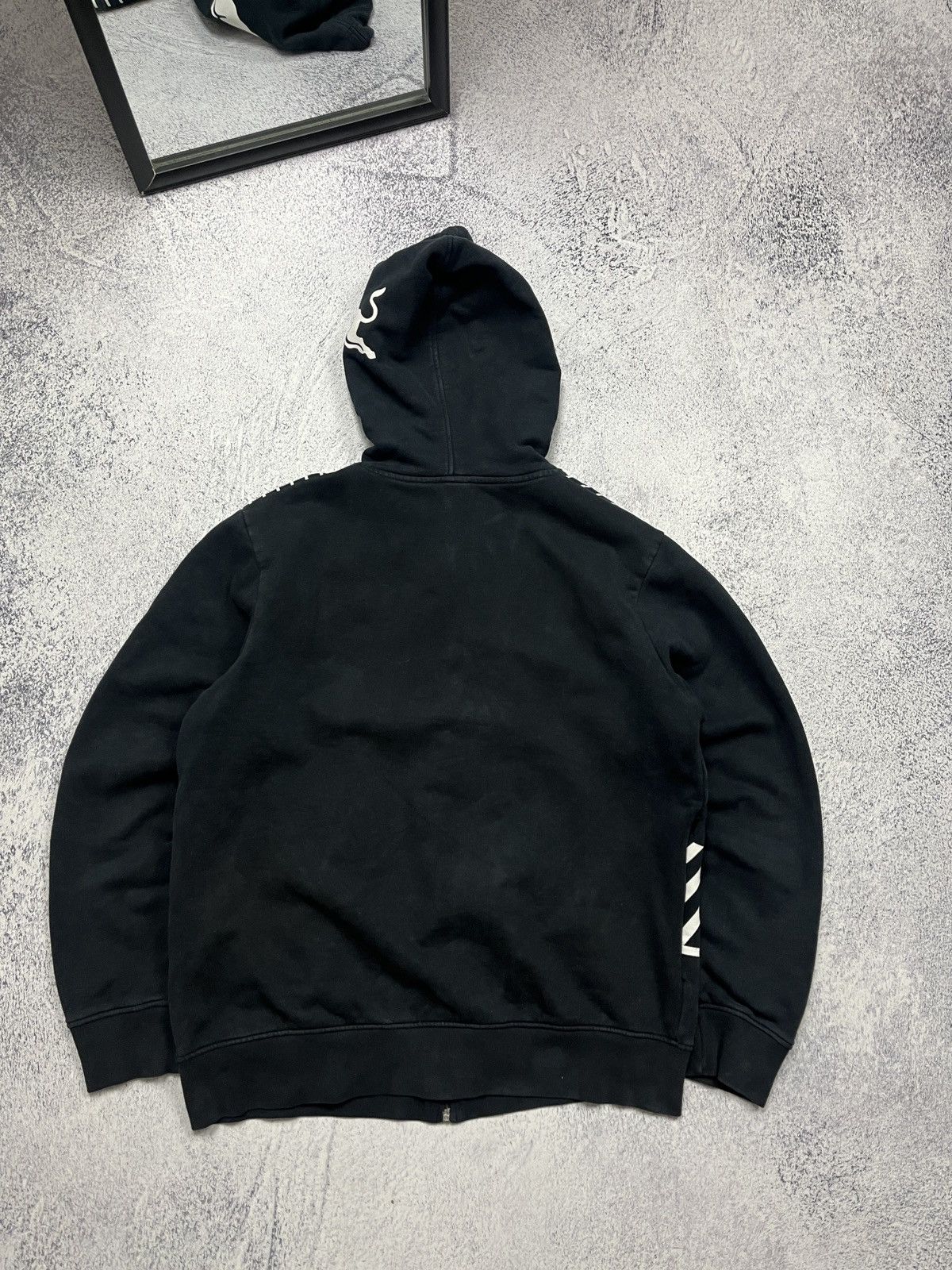 Red Bull Red Bull Kini Racing KTM Crazy Big Logo Zip Up Hoodie Y2k Size US L / EU 52-54 / 3 - 15 Thumbnail