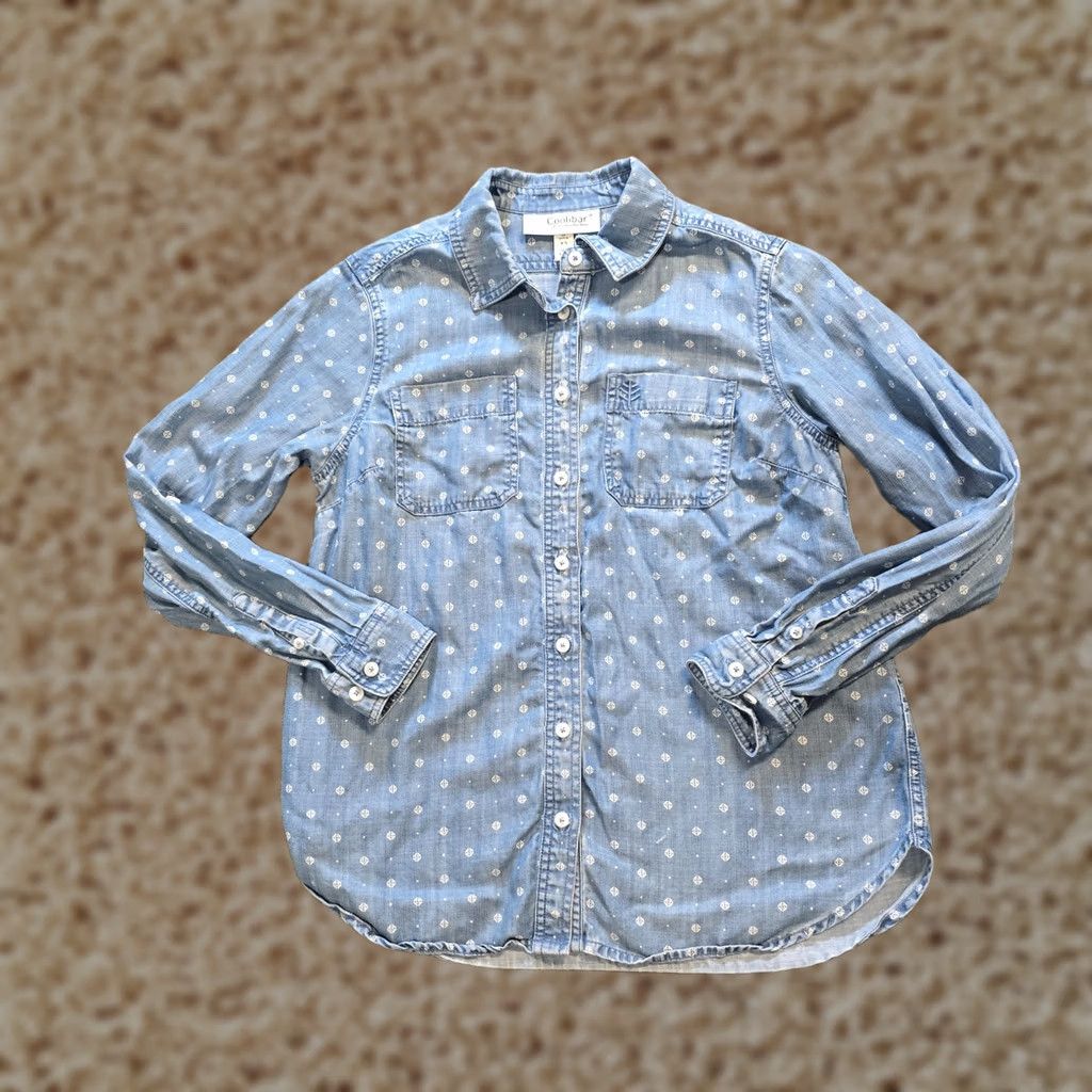 Vintage Coolibar Top Womens Size XS Blue Chambray Western Pattern Button Casual Capsule Shirt Womens XS Blue Chambray Western Pattern Button-Up Casual Capsule Size XS / US 0-2 / IT 36-38 - 1 Thumbnail
