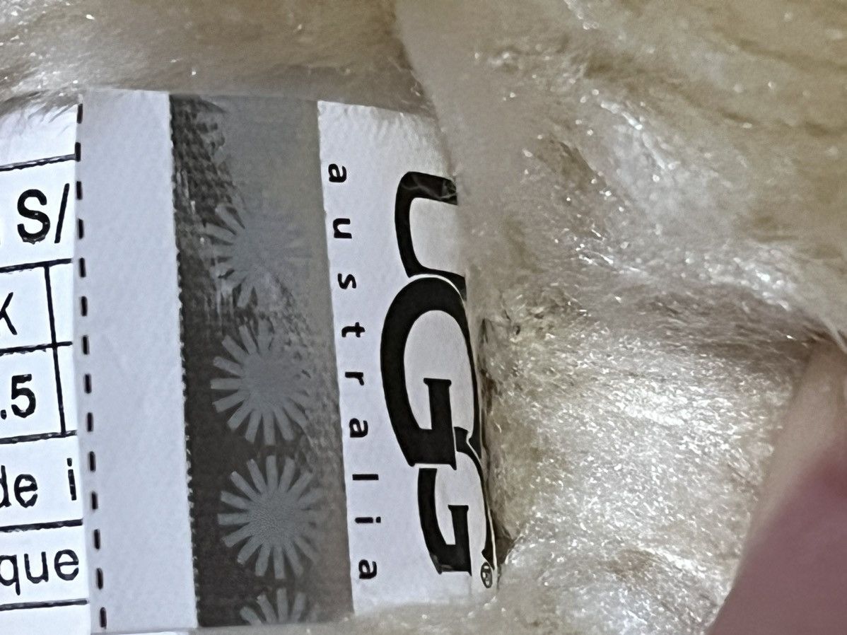 Designer × Ugg Bailey Button Triplet II Boot Size US 7 / IT 37 - 7 Thumbnail