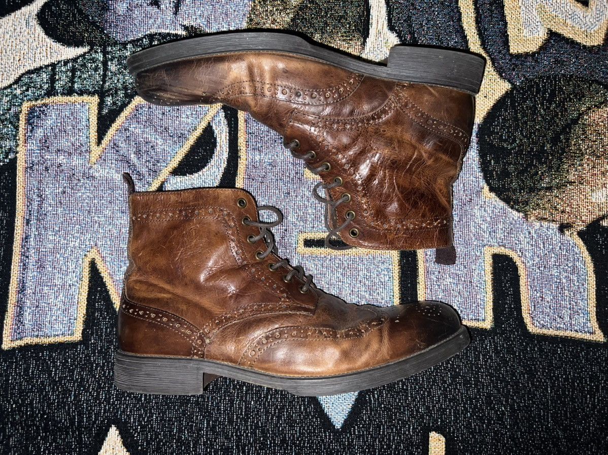 Aston Grey Ashton Grey Payton Wingtip Leather Boot in Black  display picture 2