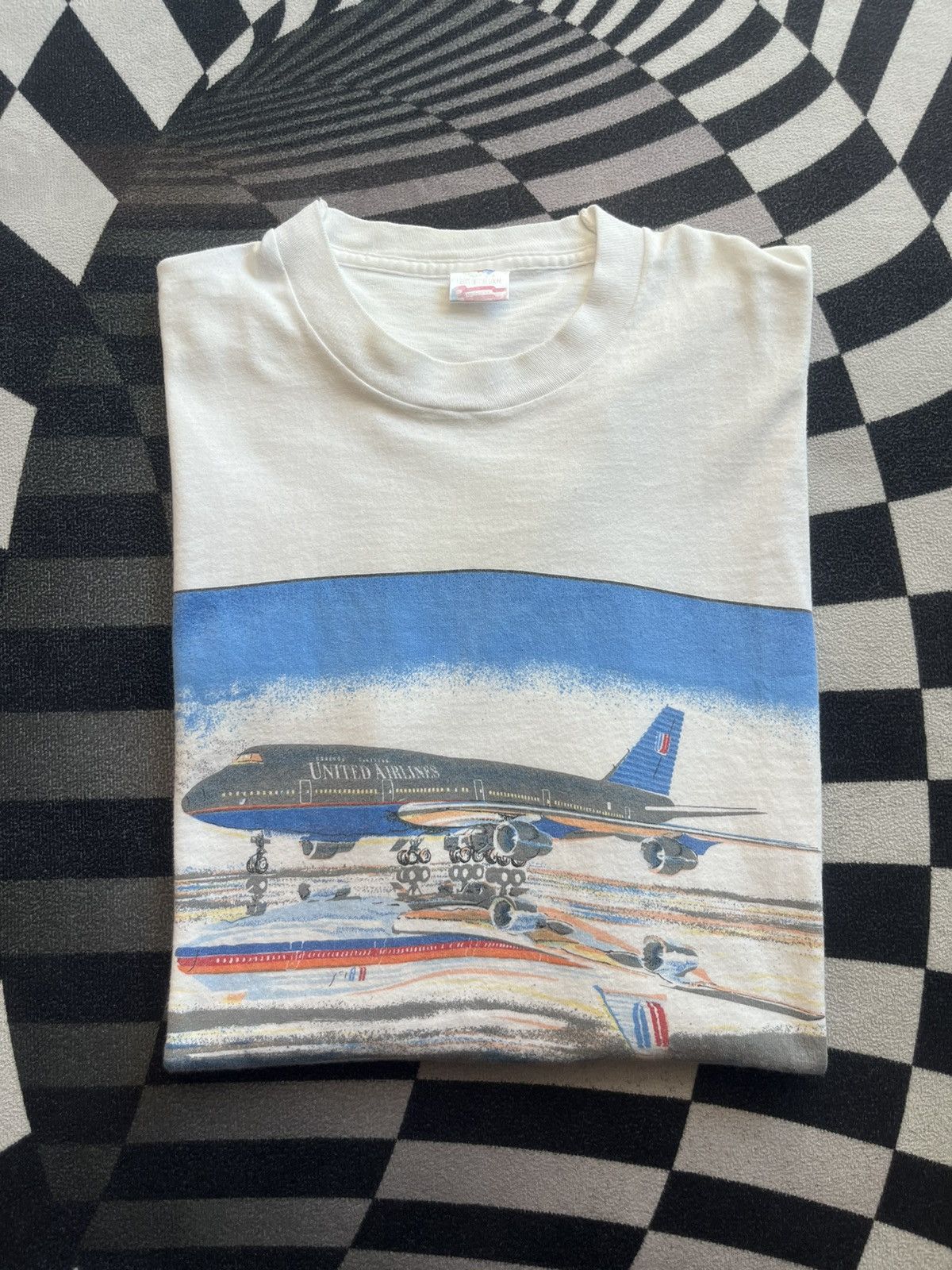 Vintage Vintage UNITED AIRLINES Flight Artwork 90’s Tshirt Size US XXL / EU 58 / 5 - 1 Thumbnail