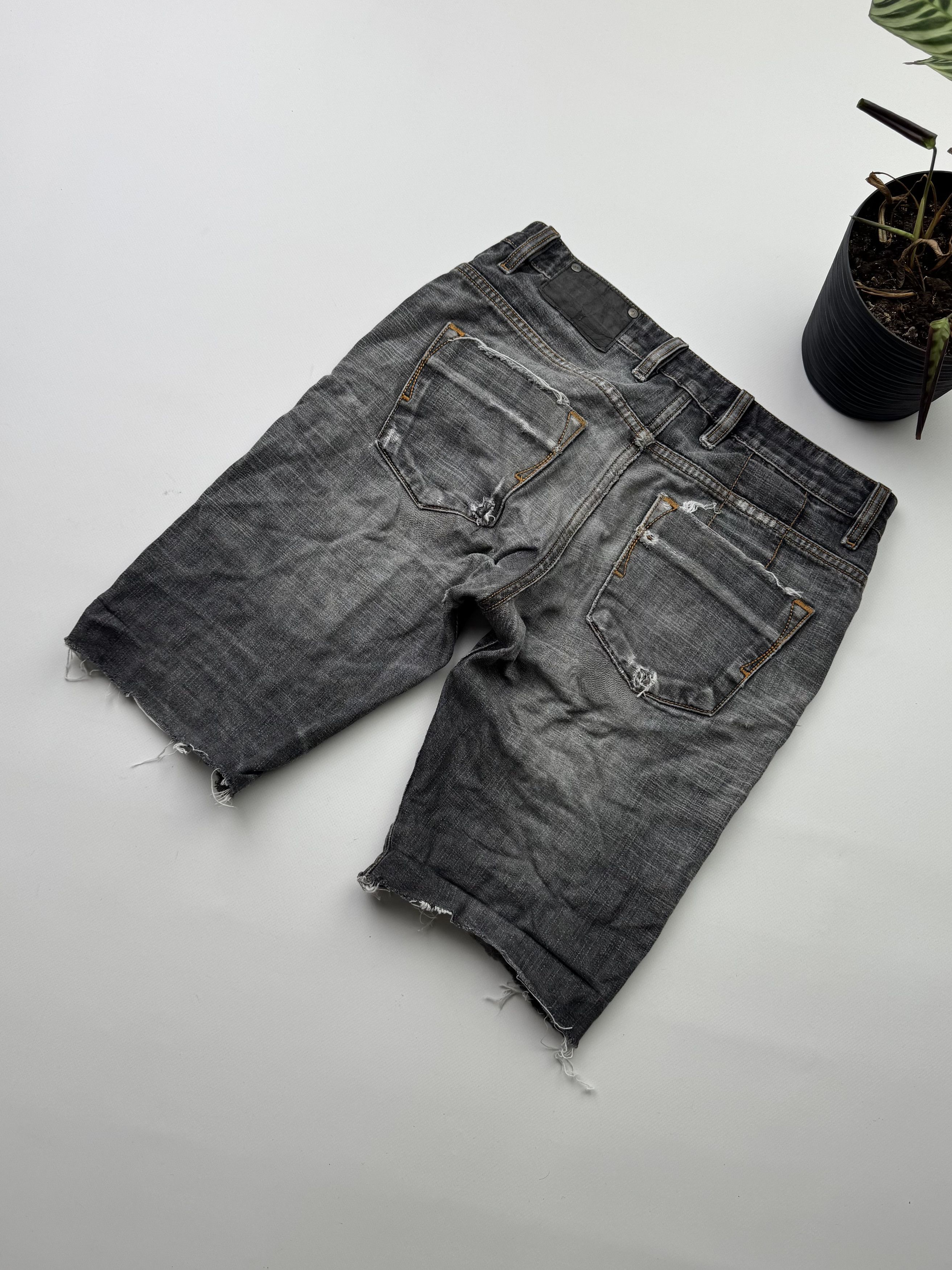 Takeshy Kurosawa Takeshy Kurosawa Vintage Distressed Shorts (145) Size US 32 / EU 48 - 12 Thumbnail