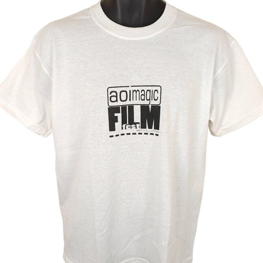 Vintage Vintage Art Of Illusion T Shirt Mens Size Medium White Y2K Size US M / EU 48-50 / 2 - 1 Thumbnail