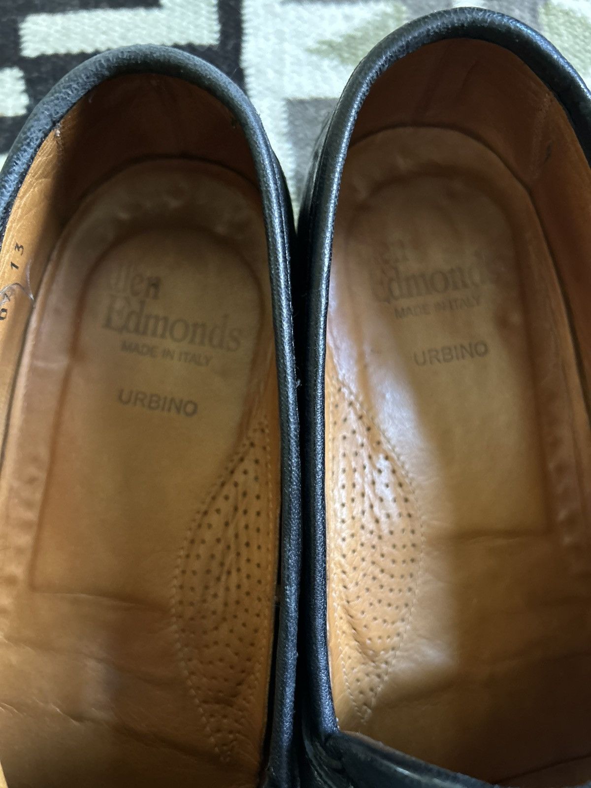 Allen Edmonds Allen Edmonds Urbino Leather Tassel Loafer Size US 9.5 / EU 42-43 - 6 Thumbnail