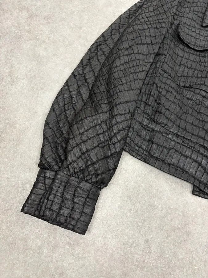 Dries Van Noten Dries Van Noten Black Crocodile Effect Cropped Jacket Size S / US 4 / IT 40 - 8 Thumbnail