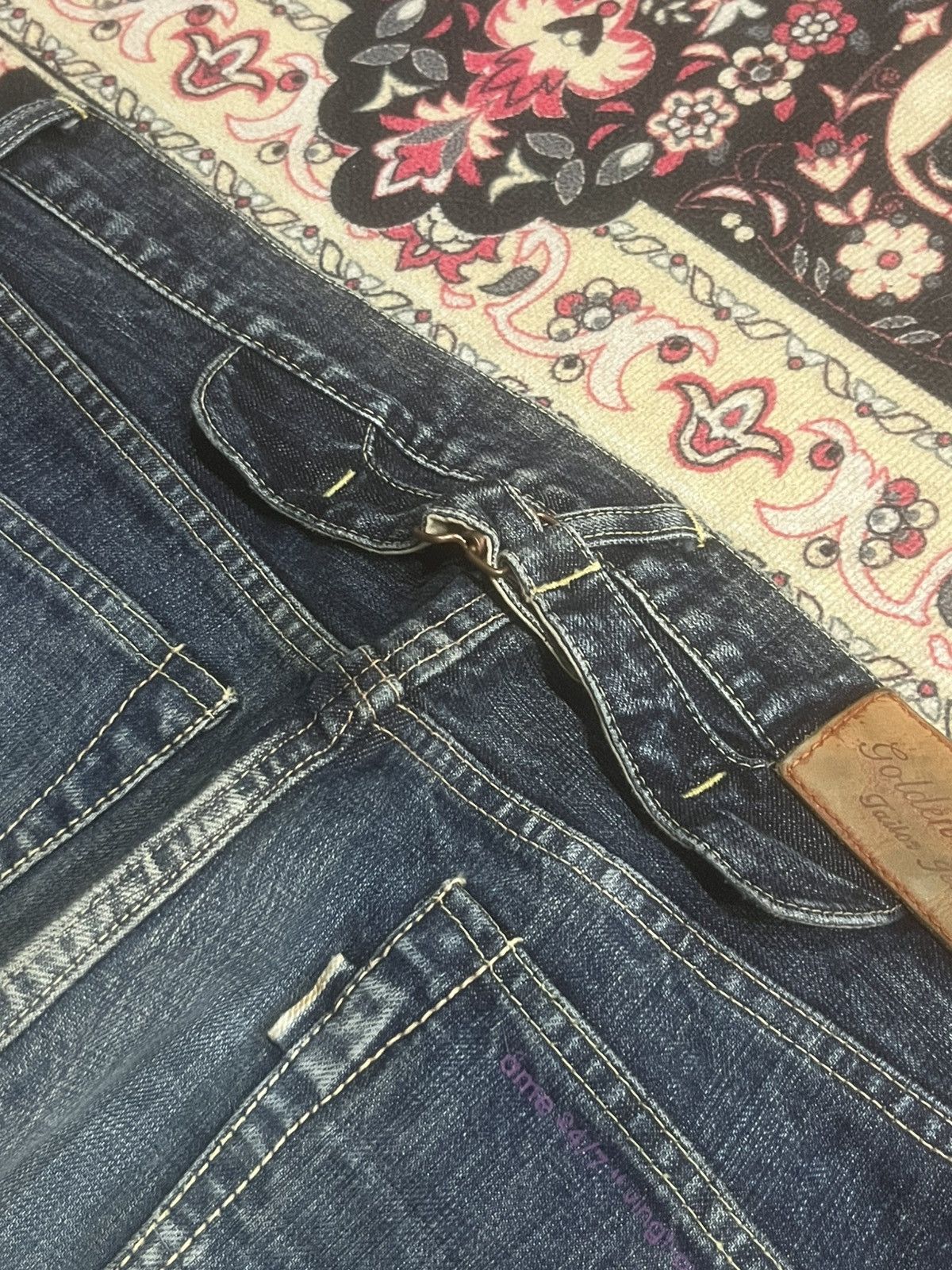 Vintage Japanese Golden Voice Buckle Back Dark Blue Selvedge Jeans Size US 37 - 8 Thumbnail