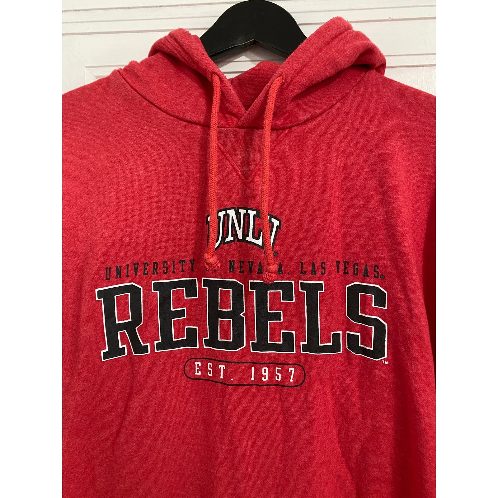 NCAA UNLV Rebels Hoodie Sweatshirt Size XL Size US XL / EU 56 / 4 - 2 Thumbnail