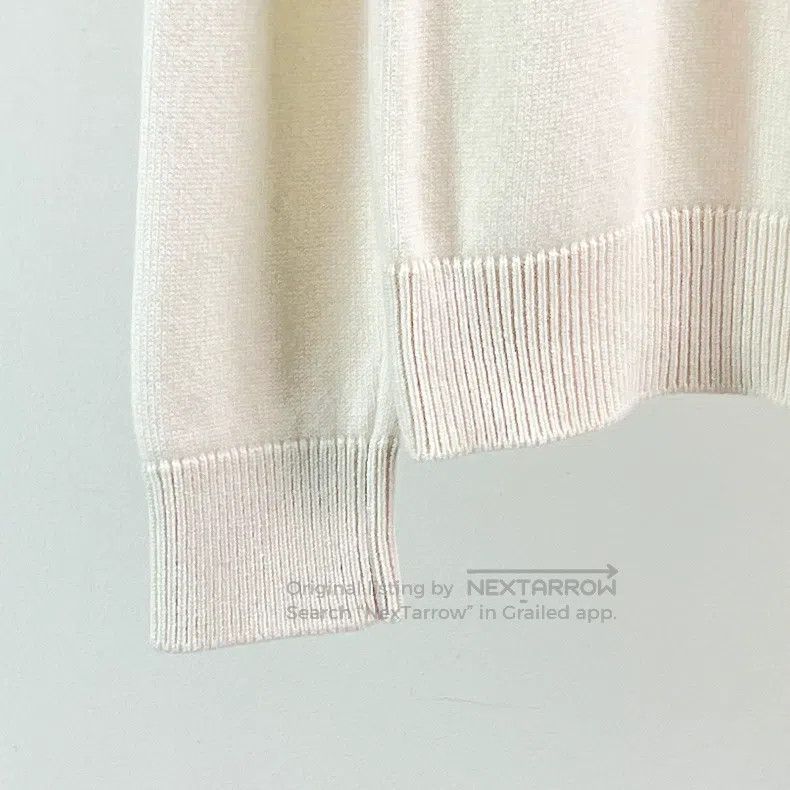 Chanel 20B beige cashmere knitted sweater