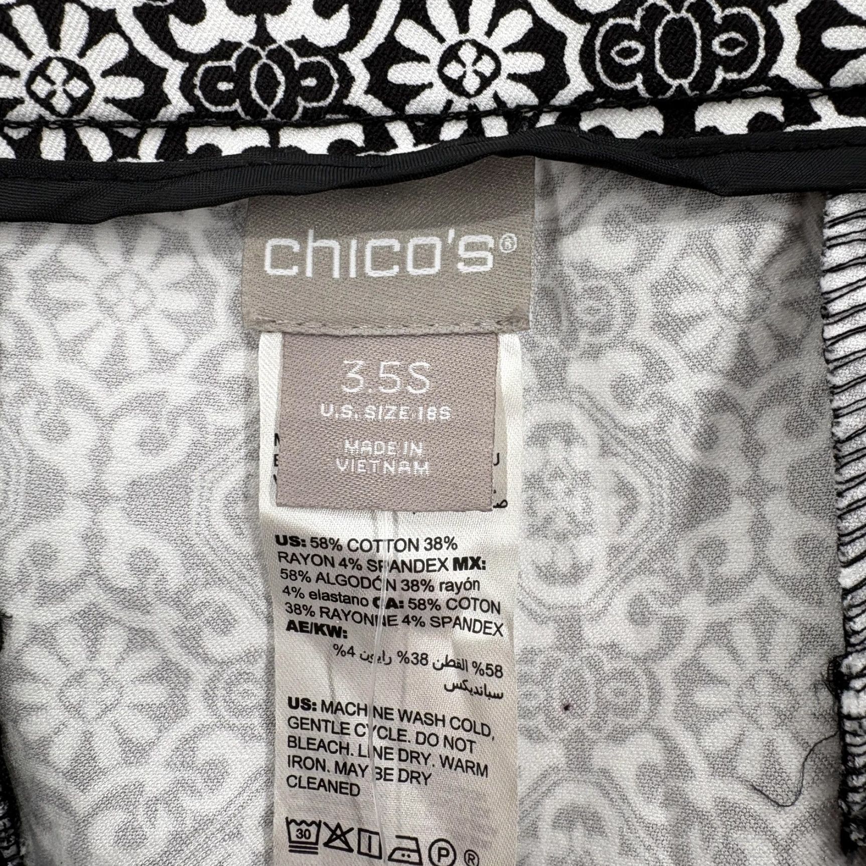 Vintage Chicos Secret Stretch Tiles Dress Pants Womens 3.5S Black White Straight Leg NWT Size 40" / US 18 - 4 Thumbnail