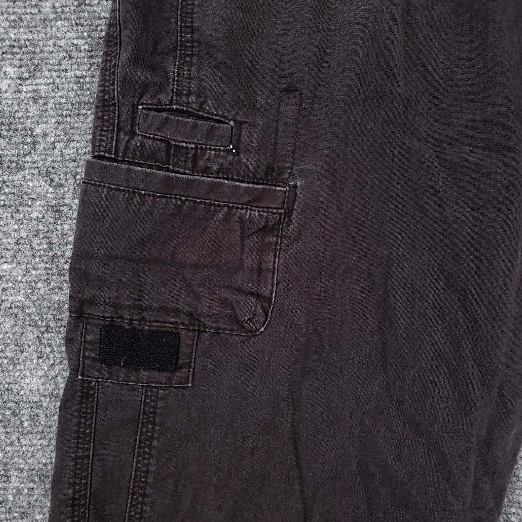Vintage Columbia Shorts Womens 8P Black Petites Cargo Mid Rise Flat Front Outdoor Size 30" / US 8 / IT 44 - 7 Thumbnail