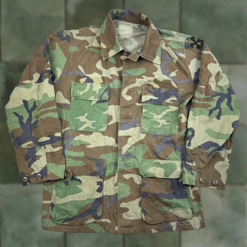Vintage VINTAGE Army Button Up Shirt Adult Medium Green Military US Army 80s 1980s Camouflage Button-Up Mens Size US M / EU 48-50 / 2 - 1 Thumbnail