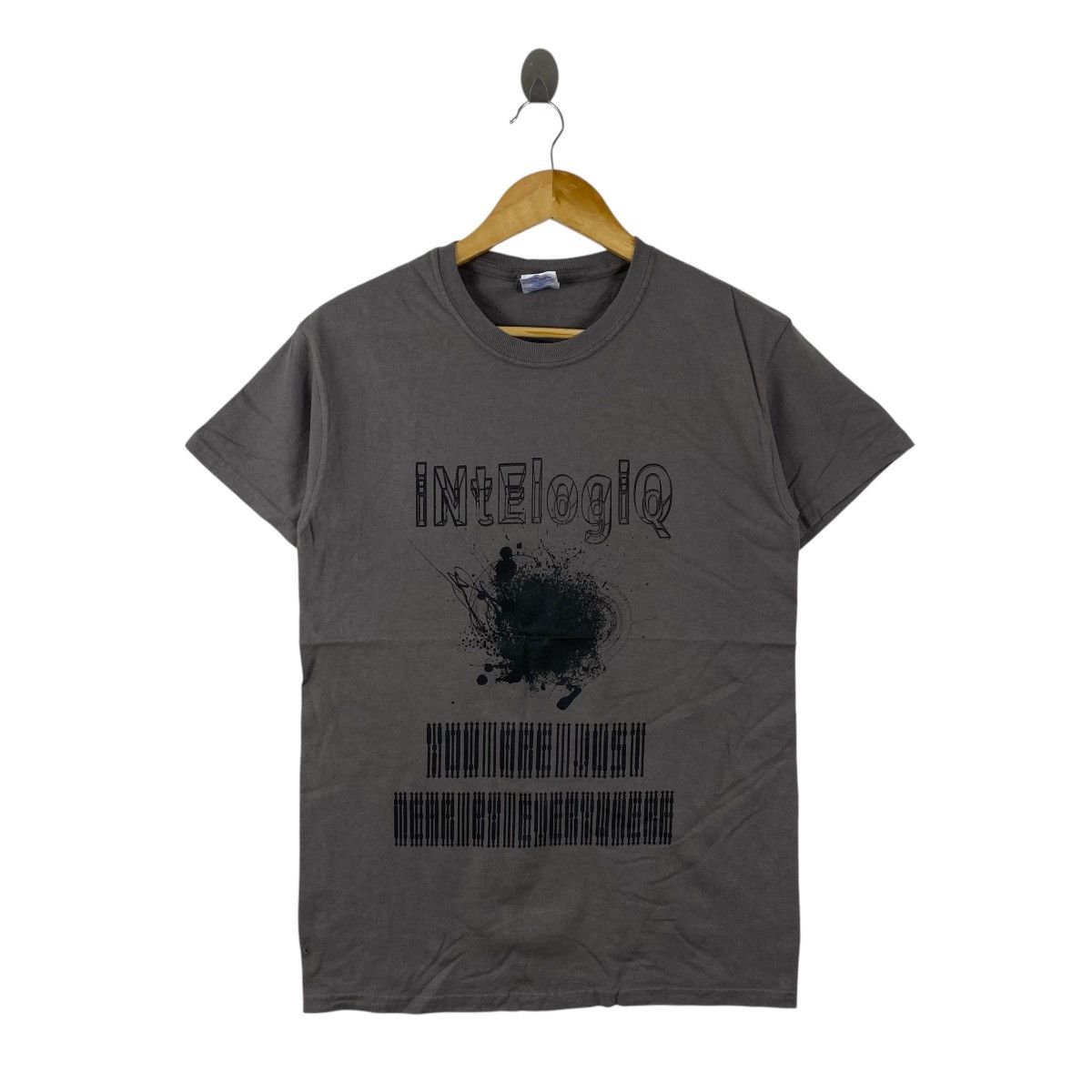 Vintage Vintage iNtElogiQ Band Tee Gray Small Indie Rock Grunge Y2K Size US S / EU 44-46 / 1 - 1 Thumbnail