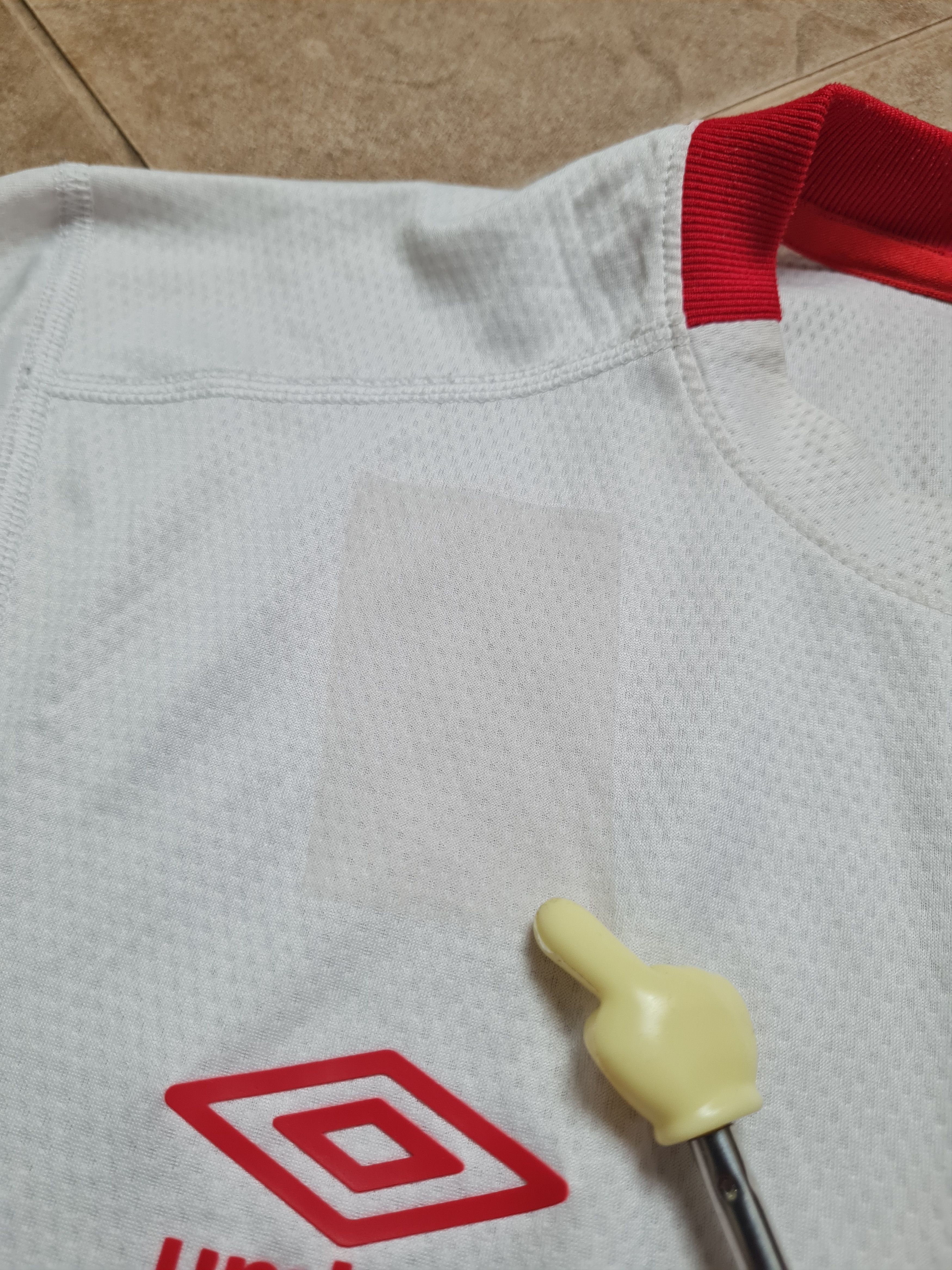 Umbro Football Shirt Peru Home Soccer Jersey 2015-2016 Umbro Size US M / EU 48-50 / 2 - 10 Thumbnail