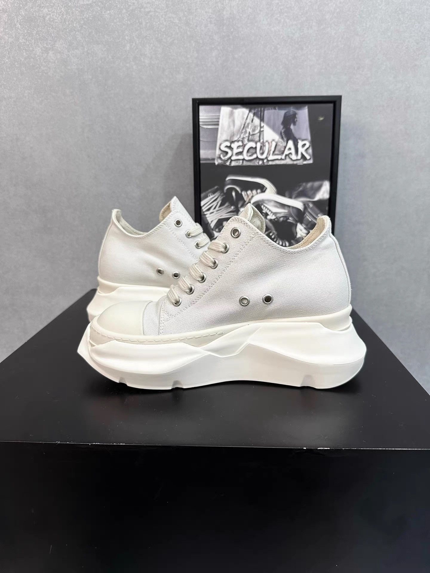 Rick Owens Rick Owens 23SS Thick Sole Tank Shoes K34 Size US 5 / IT 35 - 5 Thumbnail
