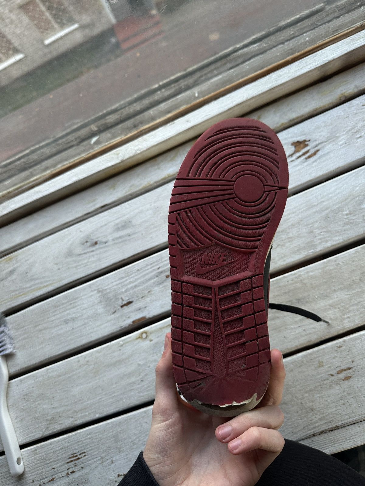 Nike 🚨NIKE AIR JORDAN 1 BRED MID RED BLACK WITH LOGO SHOES Size US 8.5 / EU 41-42 - 7 Thumbnail