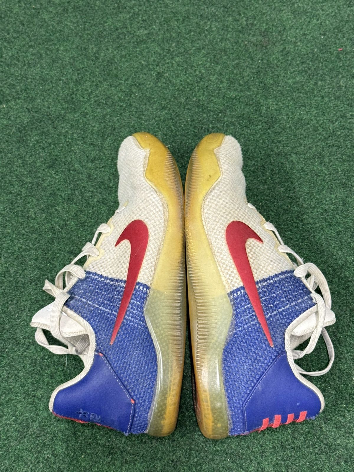 Nike Nike Kobe 11 Elite Low USA 822945-184 Size US 7 / EU 40 - 3 Thumbnail