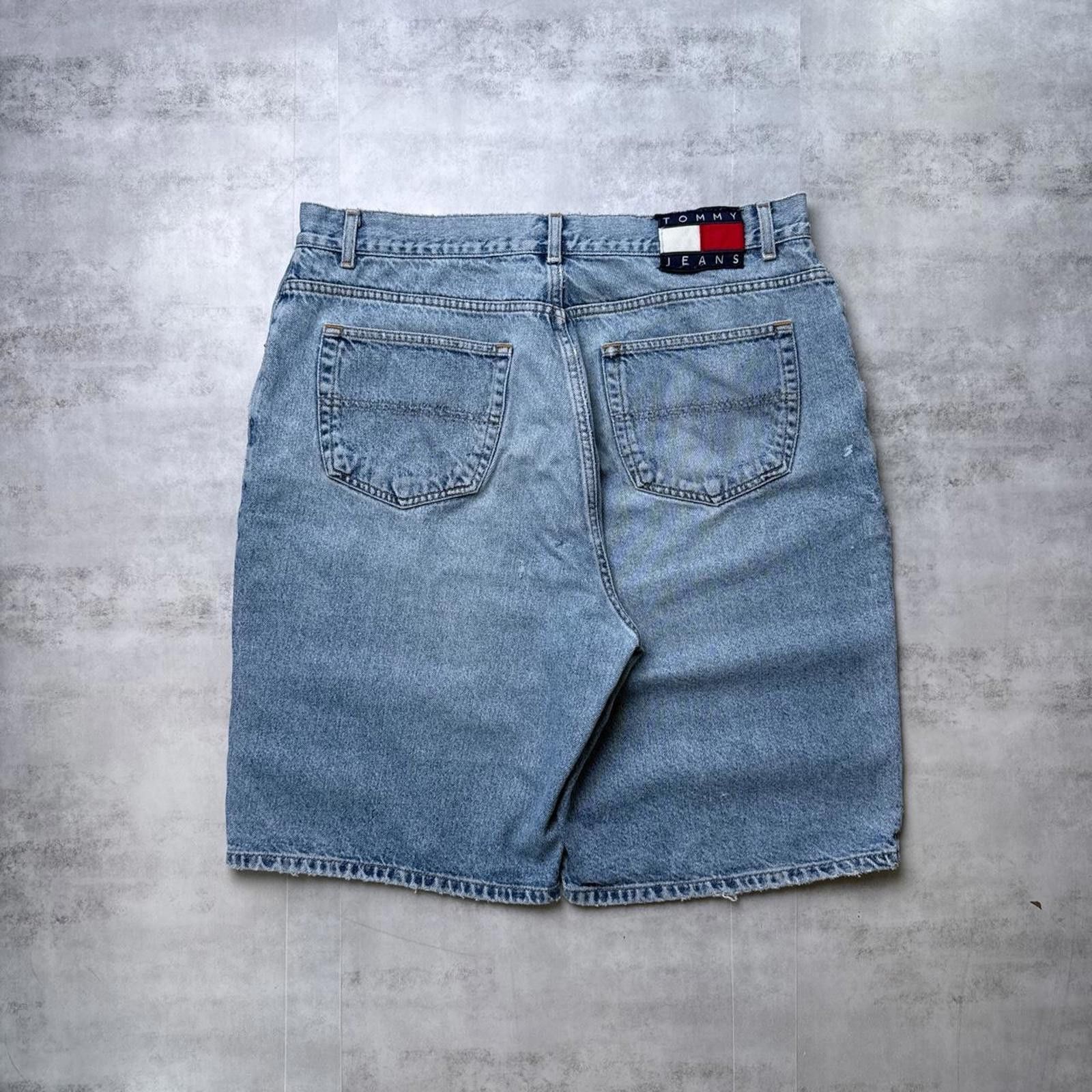 Tommy Hilfiger Y2K Tommy Hilfiger 00s Denim Baggy Shorts Size US 36 / EU 52 - 1 Thumbnail