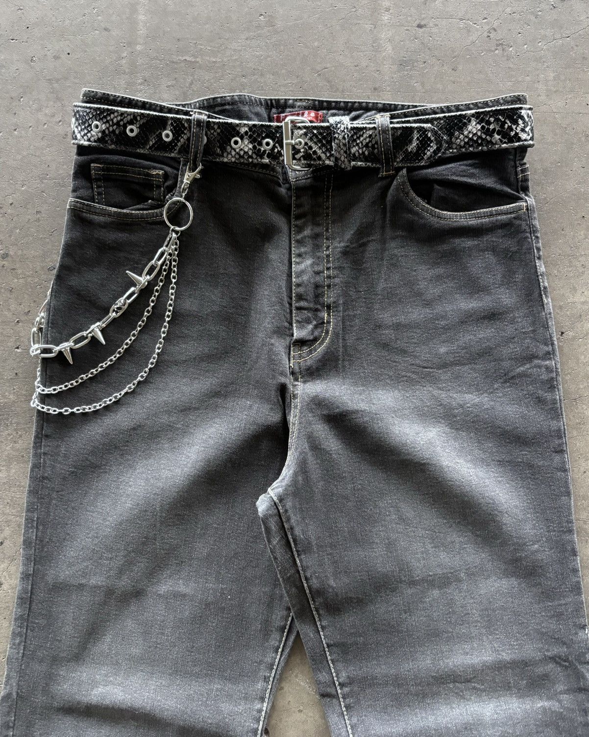 14th Addiction × Japanese Brand × KMRii 2000s Facile Washed Black Flared Denim Pants Size US 32 / EU 48 - 3 Thumbnail