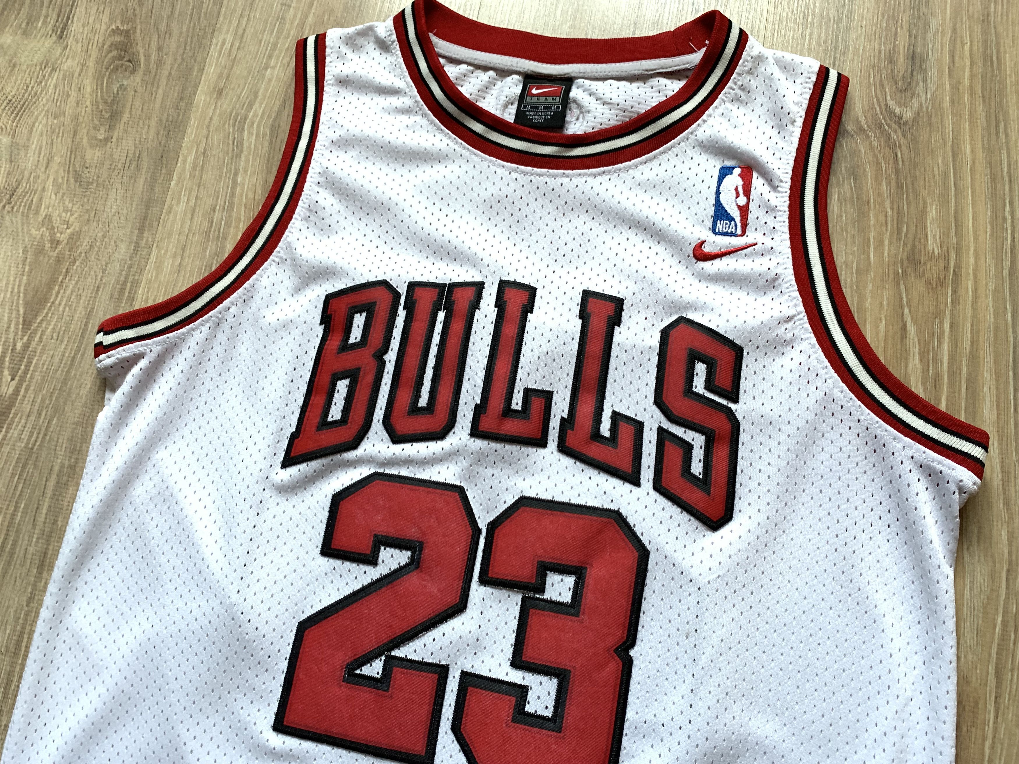 NBA × Vintage Authentic Michael Jordan Nike Chicago Bulls Jersey #23 Size US M / EU 48-50 / 2 - 4 Thumbnail