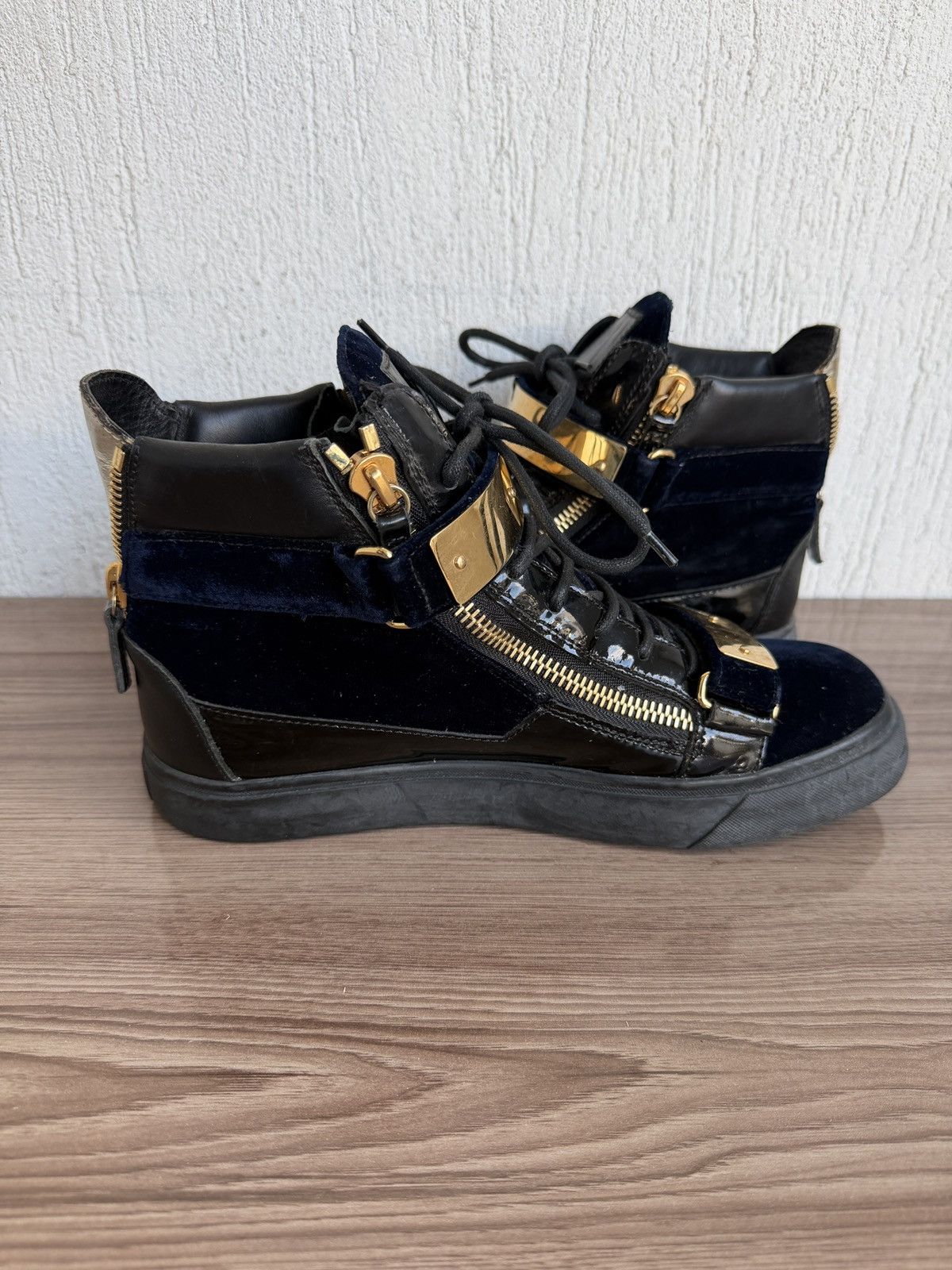 Giuseppe Zanotti chained double zip velvet sneaker Size US 8.5 / EU 41-42 - 14 Thumbnail