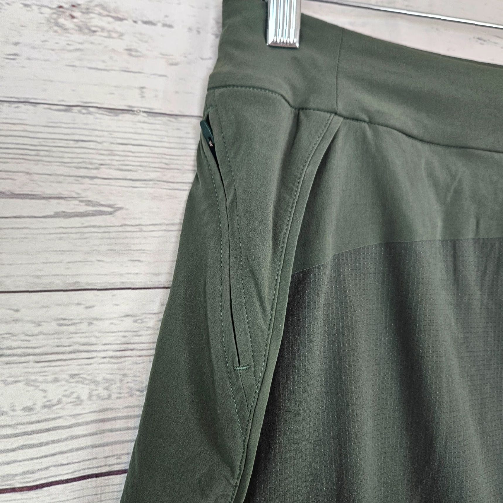 Outdoor Voices VINTAGE Outdoor Voices Womens The Exercise Skort Sz Large Green Pull On Zip Pocket Size ONE SIZE - 4 Thumbnail