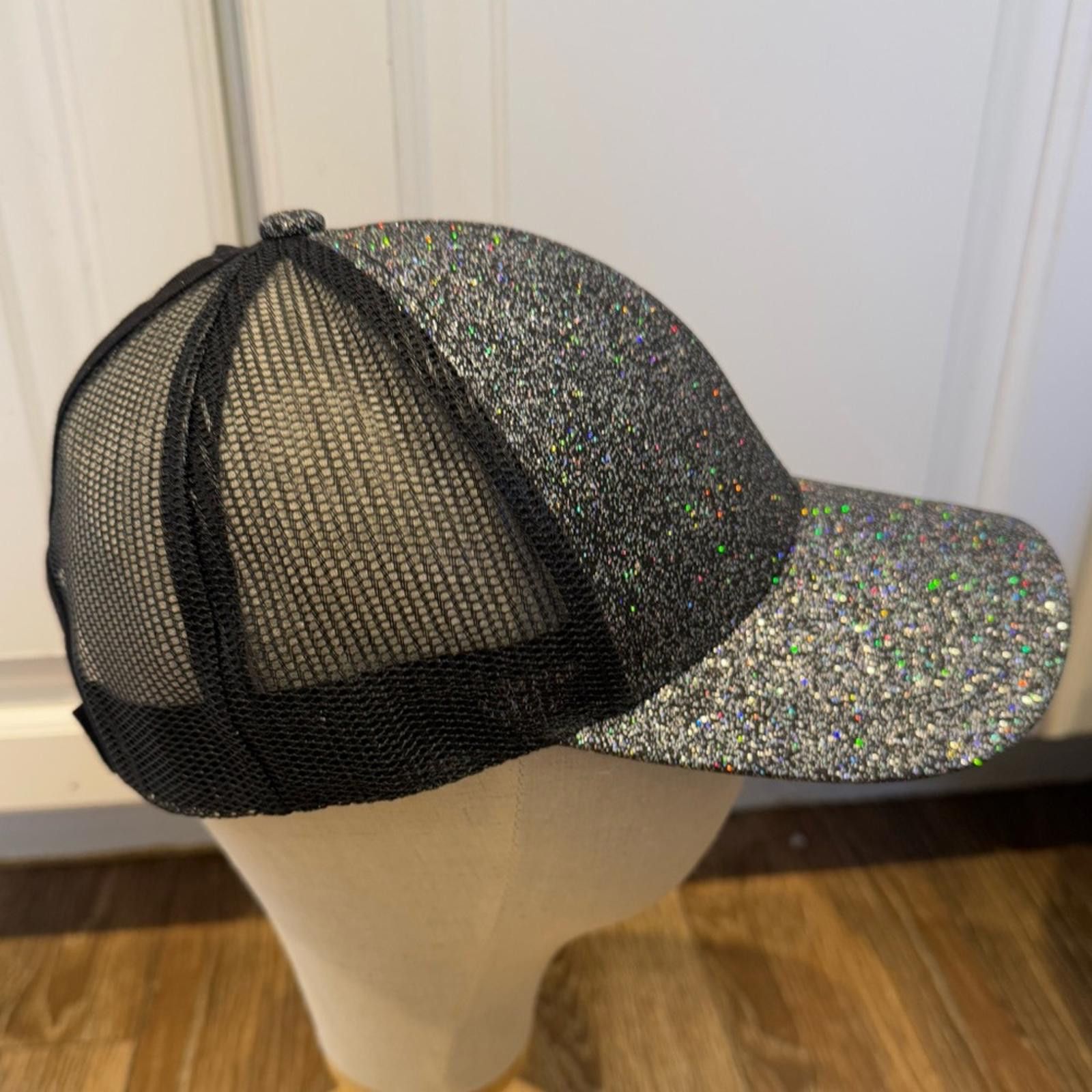 Other Silver Glittery snap back hat black trim and mesh Size ONE SIZE - 2 Thumbnail