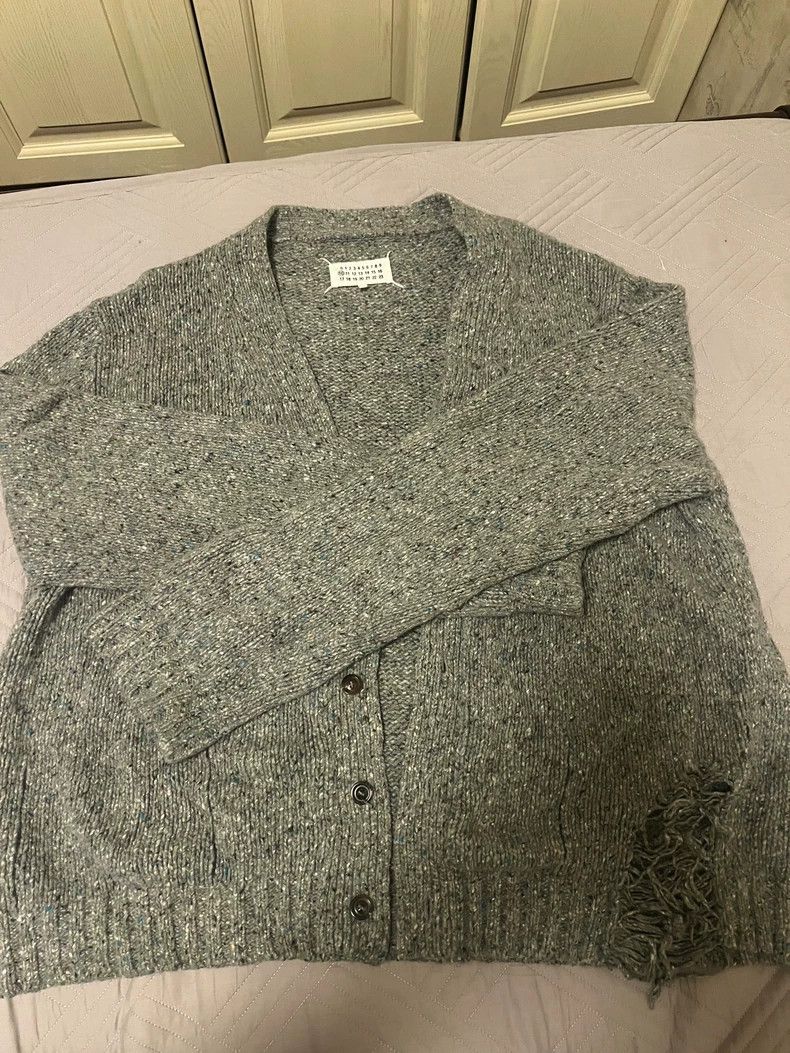 Maison Margiela Maison Margiela Oat-colored coarse knit-destroying cardigan Size US L / EU 52-54 / 3 - 8 Thumbnail