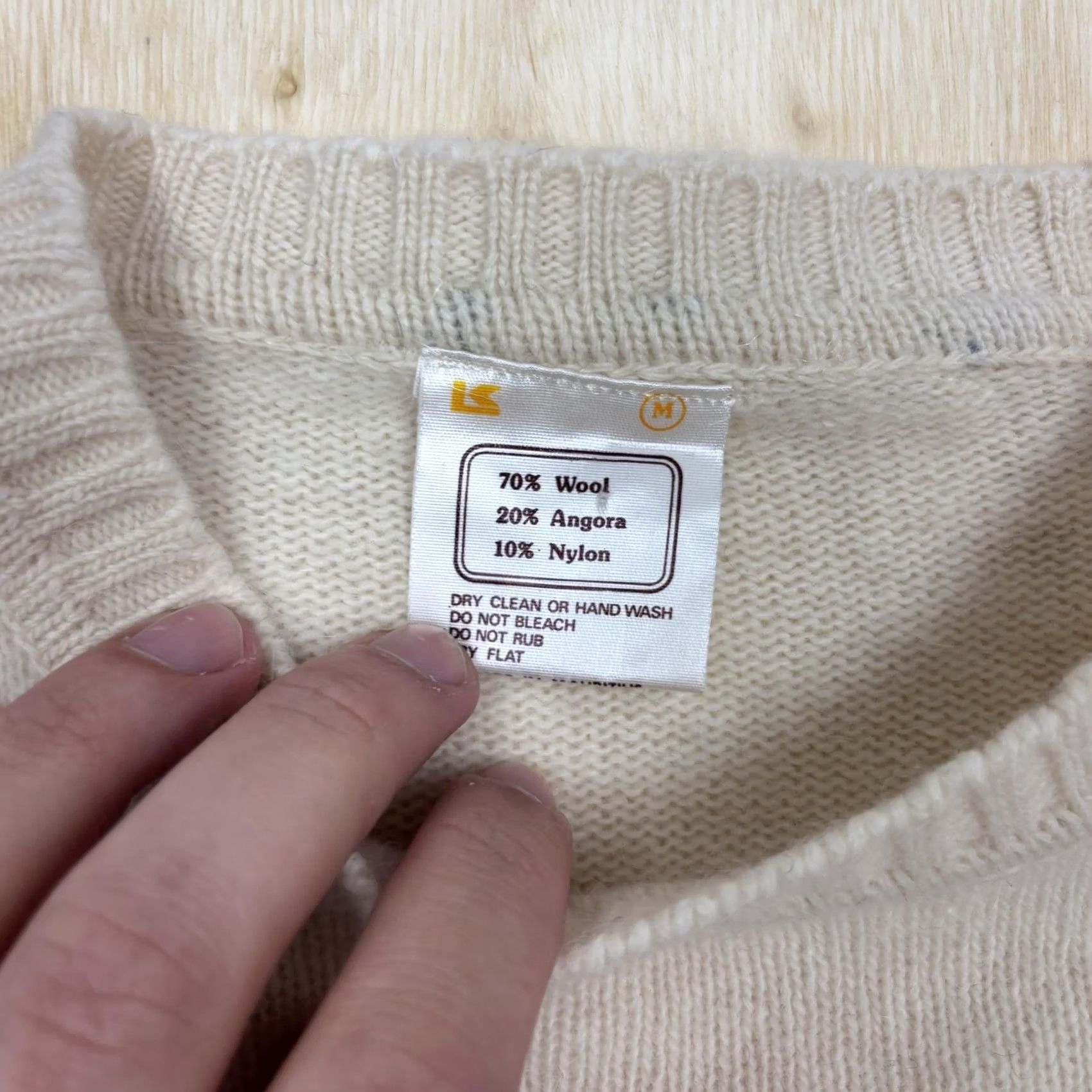 Vintage VINTAGE 70s K Mart Sweater Womens Medium White Wool Angora Crew Neck Raglan Knit Size M / US 6-8 / IT 42-44 - 3 Thumbnail