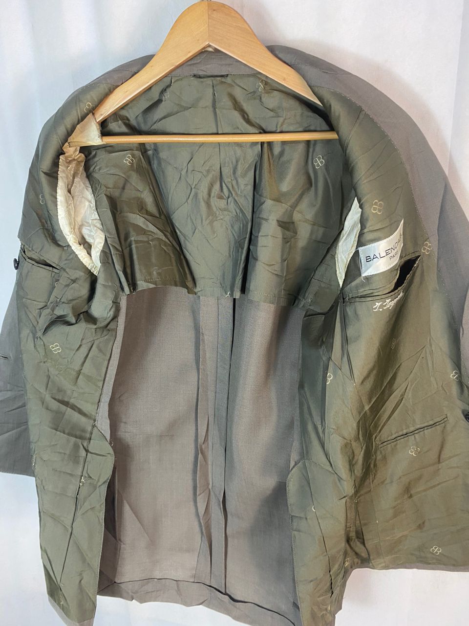 Balenciaga × Designer Best price 🔥Balenciaga blazer jacket Size US M / EU 48-50 / 2 - 8 Thumbnail