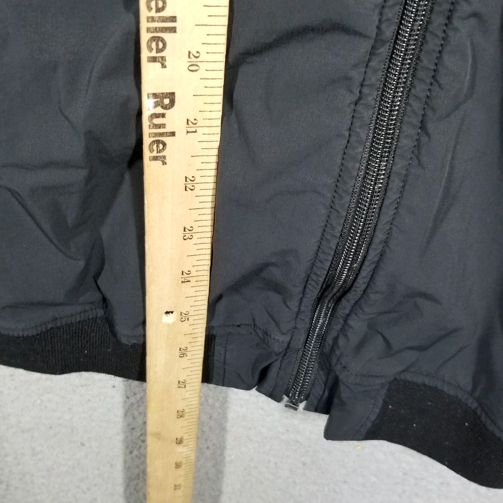 RVCA RVCA Men's SPORT BOMBER Jacket Medium Black Resin Skater Surf Surfing Size US M / EU 48-50 / 2 - 4 Thumbnail
