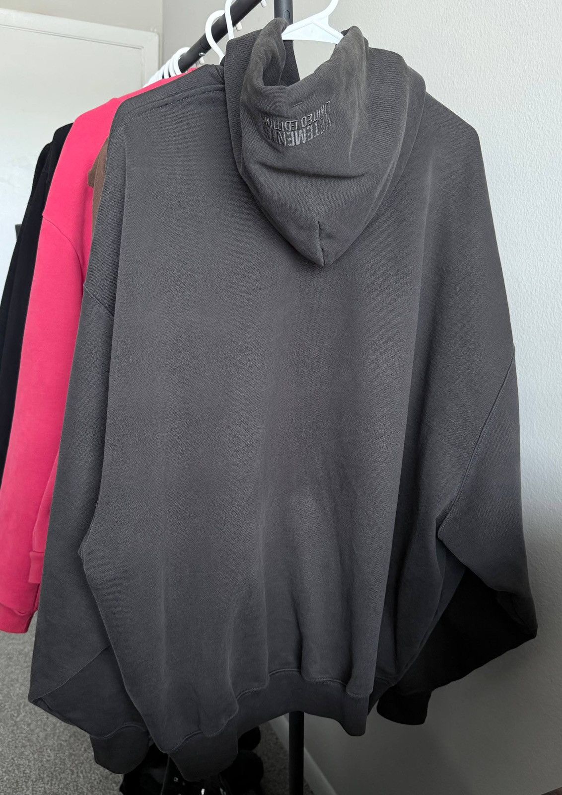 Vetements VETEMENTS Metal Patch hoodie FW21 Size US S / EU 44-46 / 1 - 3 Thumbnail