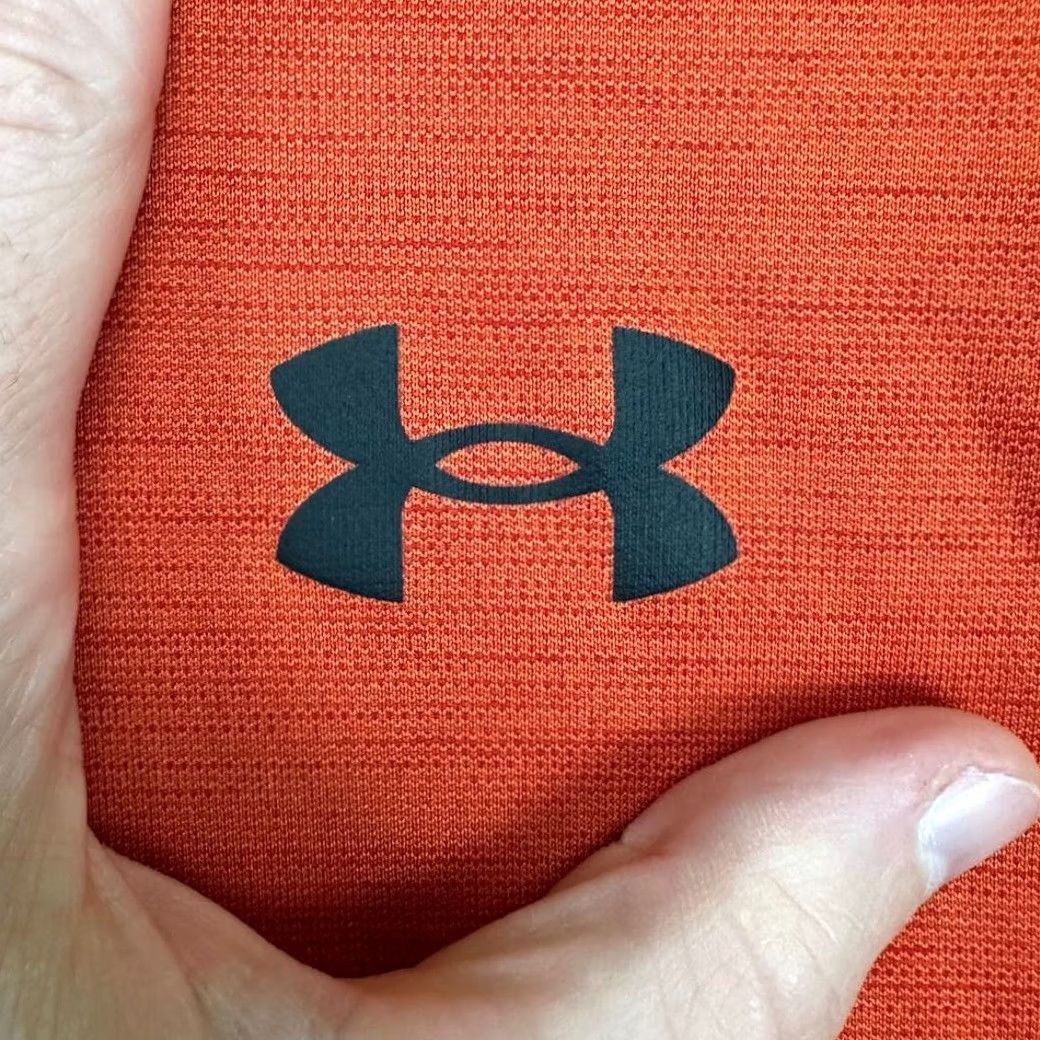 Under Armour Under Armour Shirt Mens Medium Orange Short Sleeve T-Shirt Crew Neck Breathable Workout Color Orange Solid Outdoor 90s (if applicable) Size US M / EU 48-50 / 2 - 6 Thumbnail