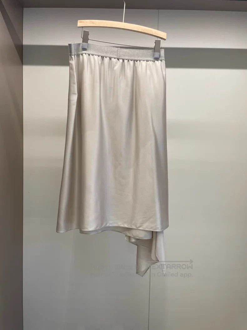 Brunello Cucinelli Brunello Cucinelli size M Light Grey Acetate Skirt Size 22" - 2 Thumbnail