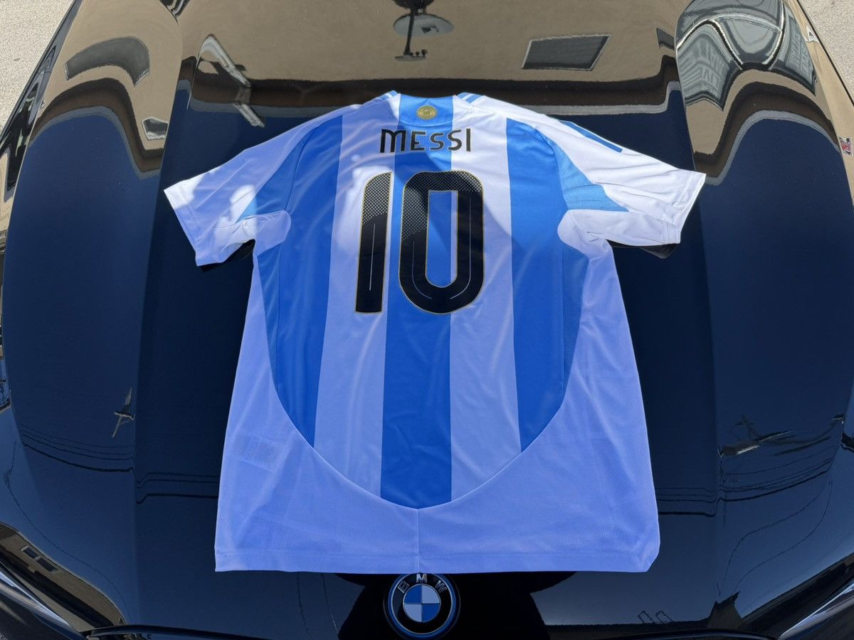 Adidas Adidas Argentina Soccer Jersey Messi 10 Size US L / EU 52-54 / 3 - 9 Thumbnail