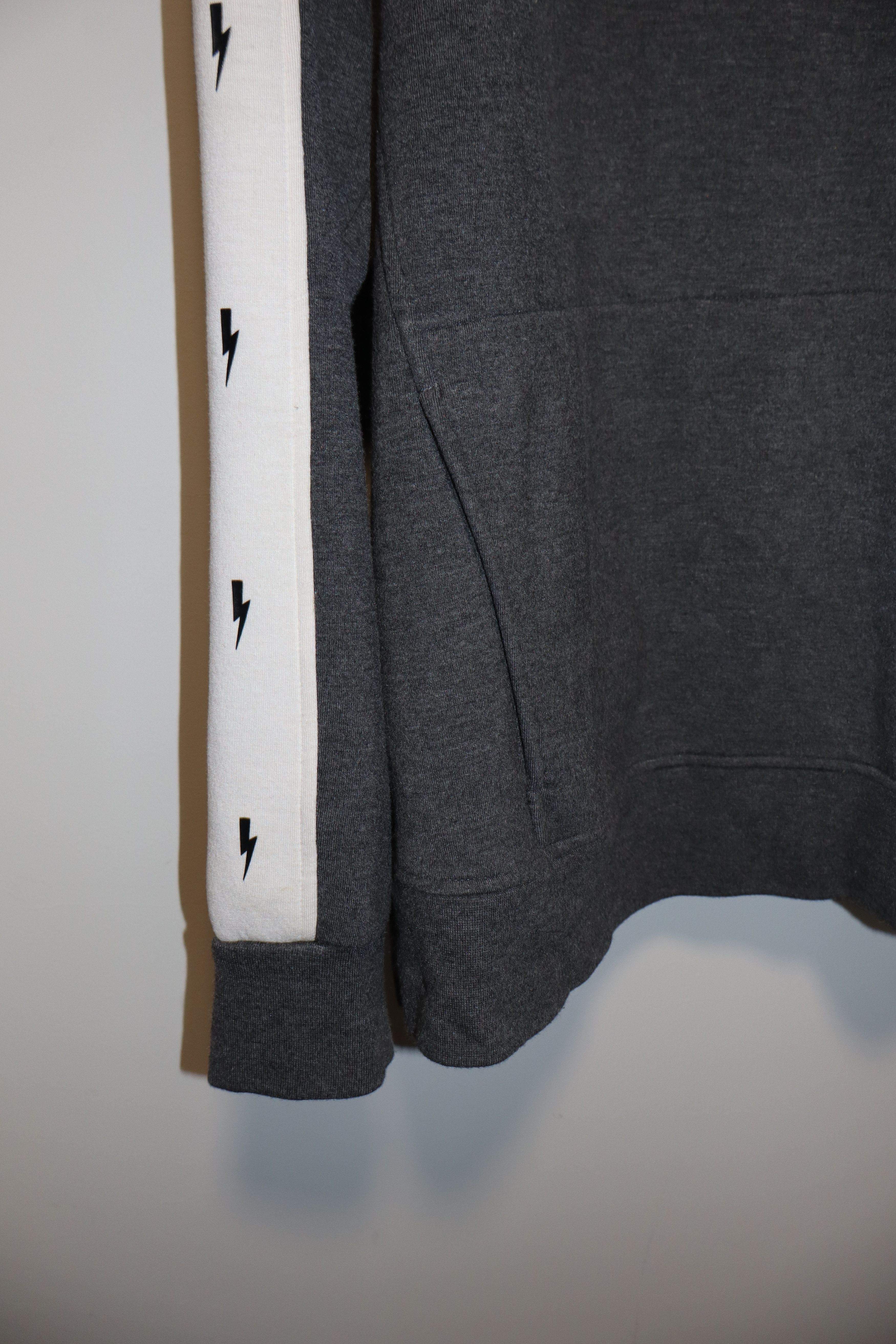 Neil Barrett Bolt band hoodie Size US XL / EU 56 / 4 - 6 Thumbnail