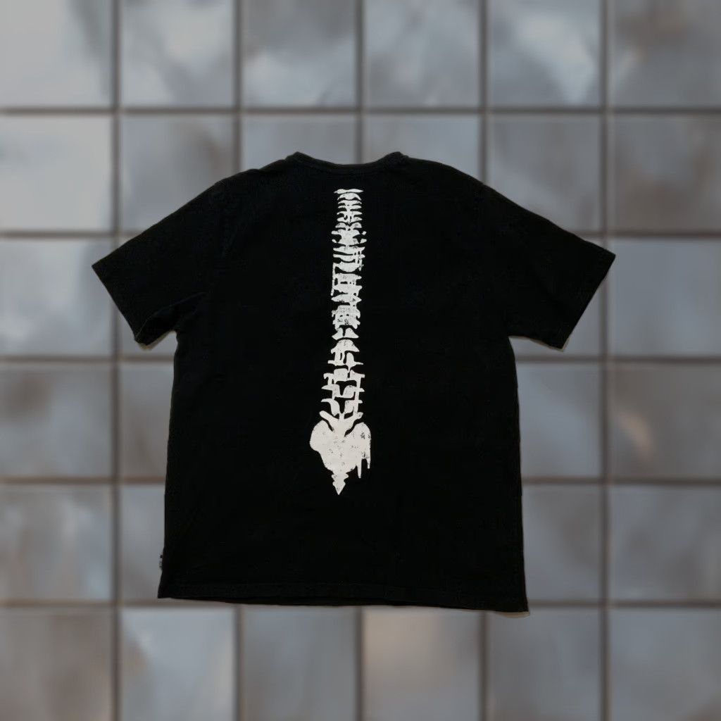 Vintage VINTAGE Triple Five Soul New York Spine Bones Skeleton Graphic Black T-Shirt XXL Men Size US XXL / EU 58 / 5 - 1 Thumbnail