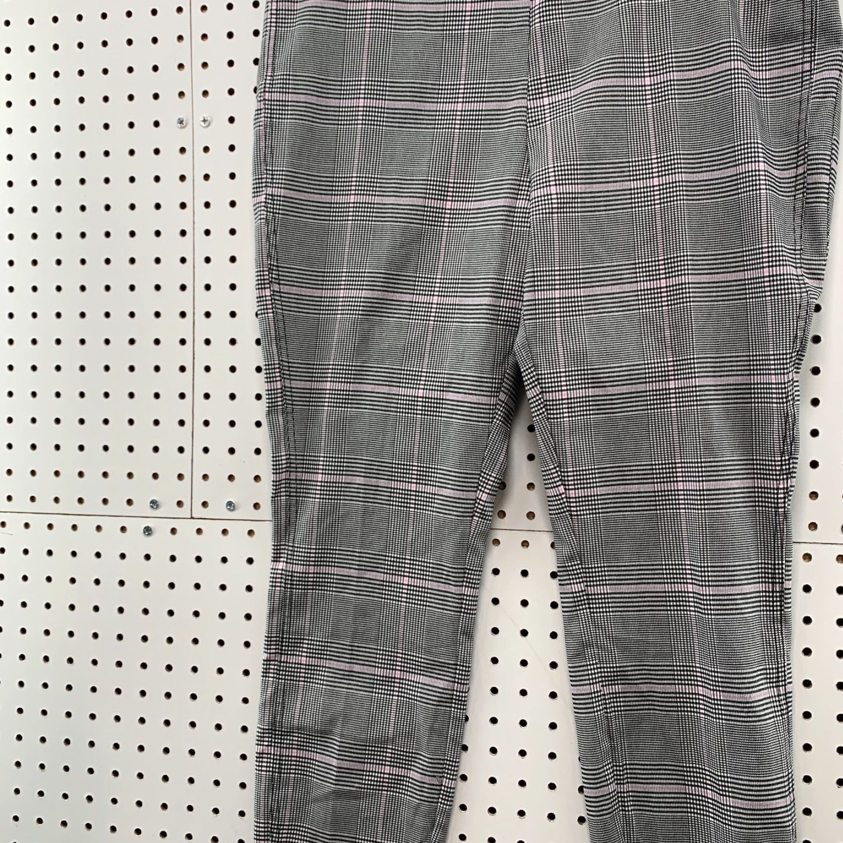 Vintage VINTAGE New York & Co Women XL Tapered Leg Trouser Pants Plaid Black Pink 34x27 Size 40" / US 18 - 7 Thumbnail