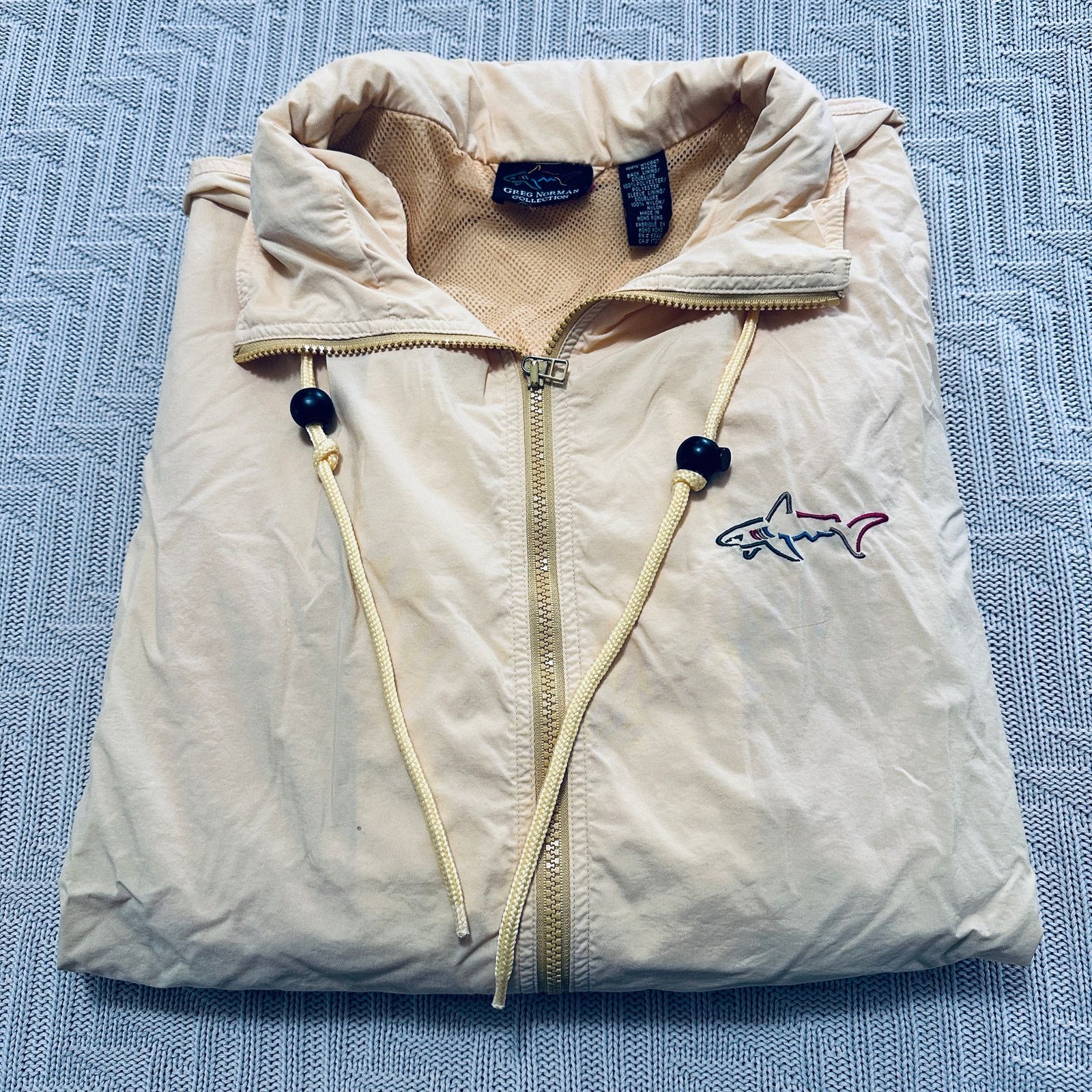 Greg Norman Greg Norman light orange windbreaker size XL Size US XL / EU 56 / 4 - 1 Thumbnail