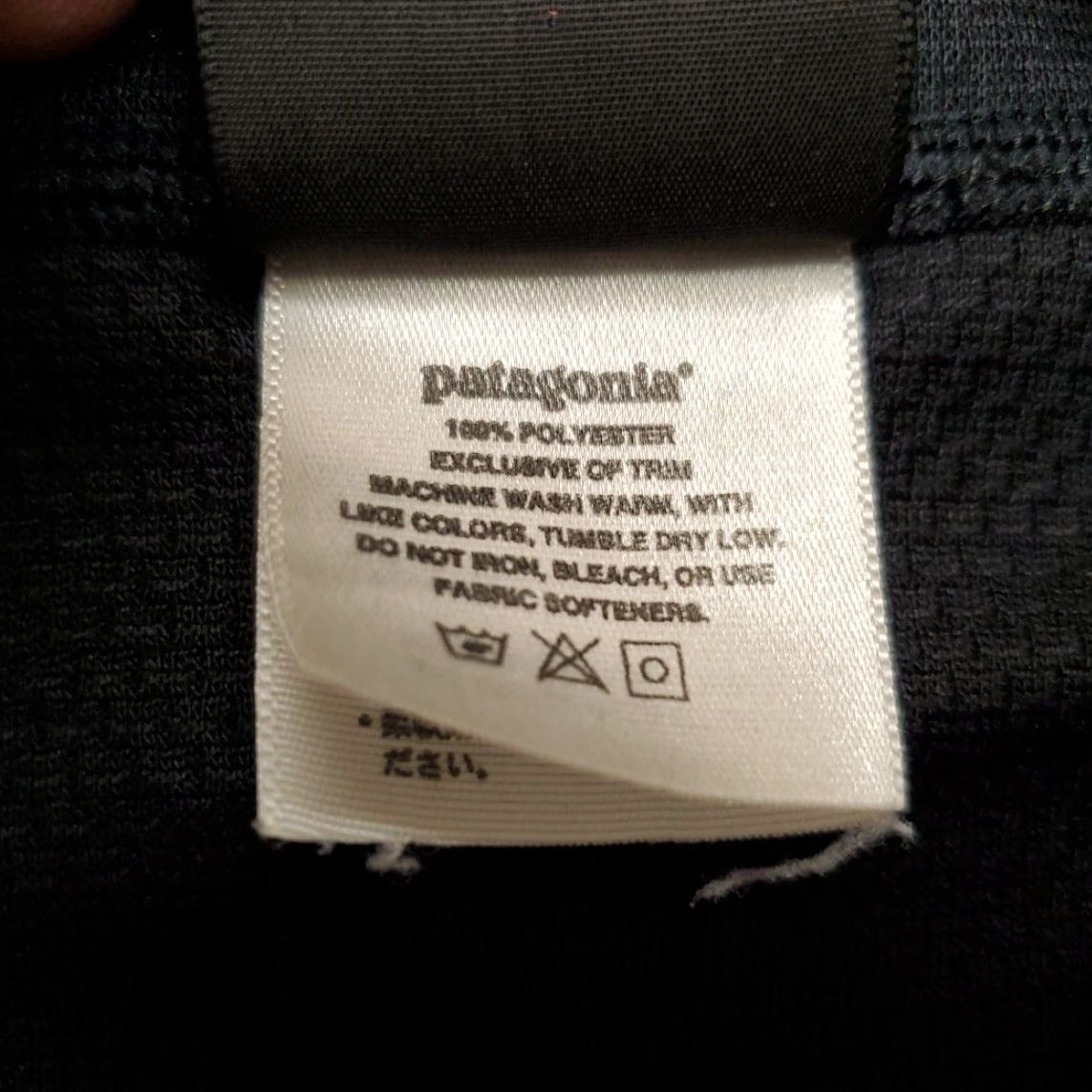 Patagonia VTG Patagonia Shirt Mens M Black Capilene Baselayer 1/4 Zip Made in USA Size US M / EU 48-50 / 2 - 7 Thumbnail
