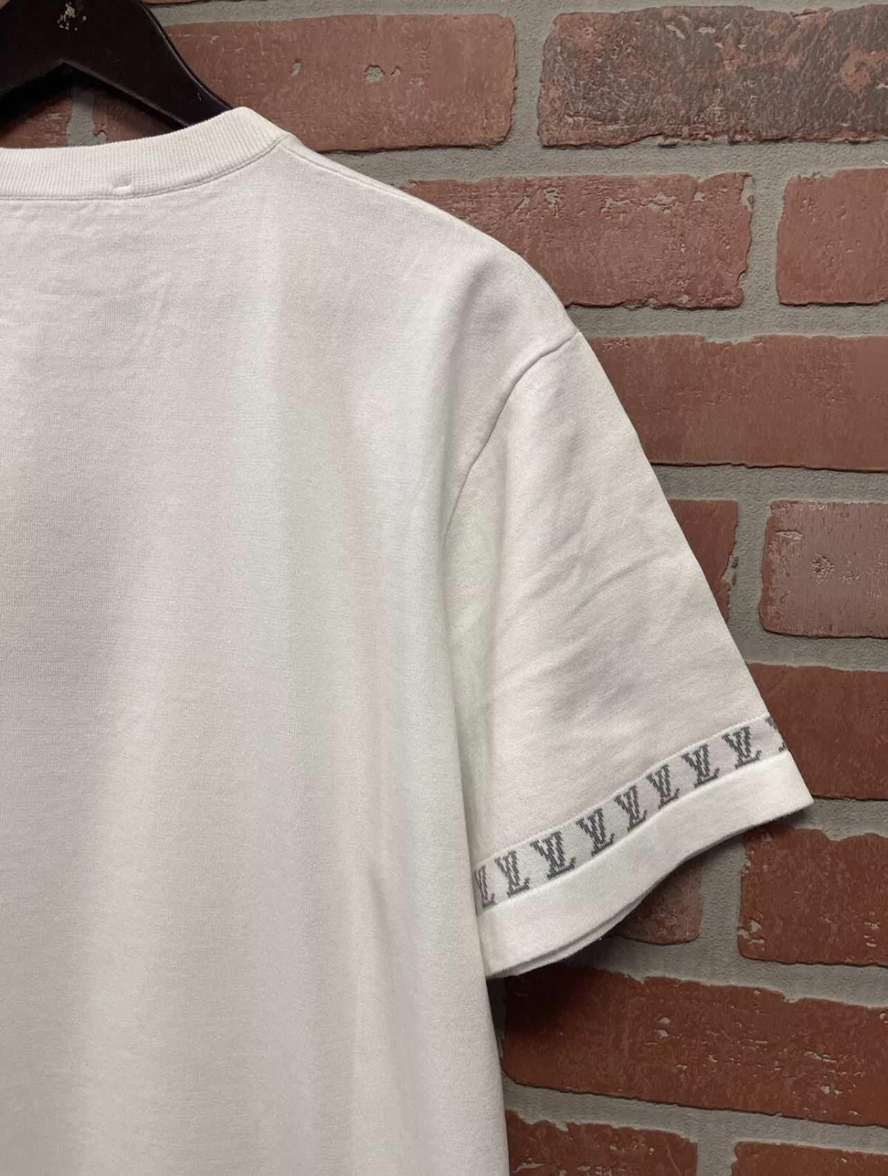 Louis Vuitton Size M - Louis Vuitton Marque Déposée Short-Sleeve $965 🔥 Size US M / EU 48-50 / 2 - 7 Thumbnail
