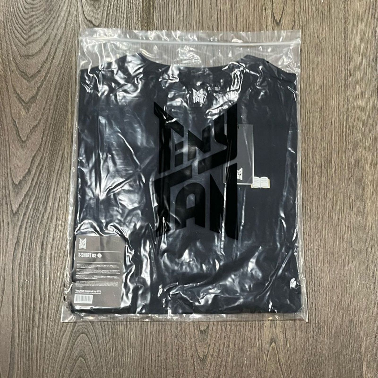 Vintage NWT BTS TinyTan RM Character T-Shirt Black Size L Size US L / EU 52-54 / 3 - 3 Thumbnail