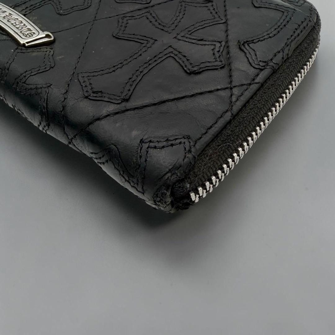 CHROME HEARTS Quilted Cemetery REC F ZIP Round Zipper Wallet