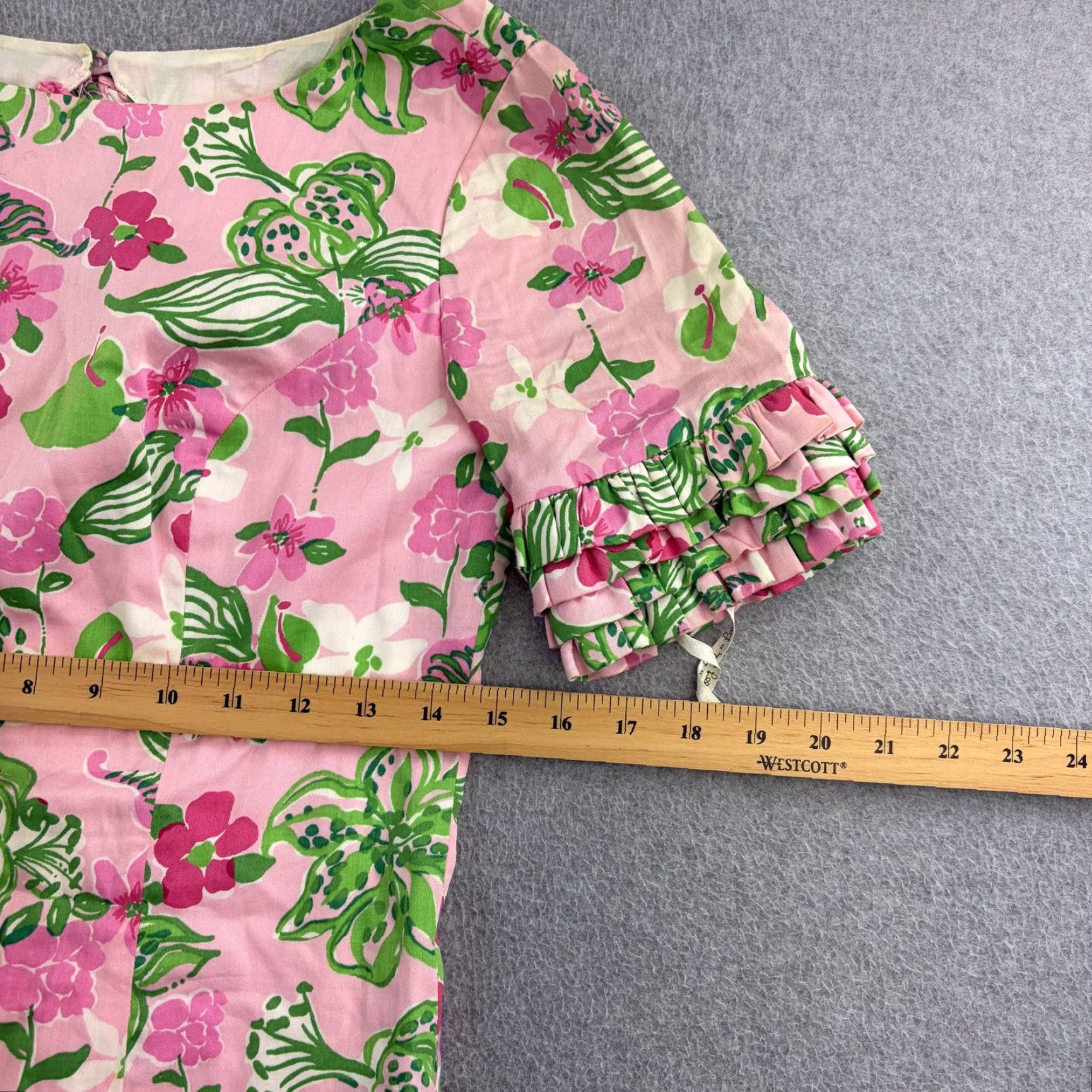 Lilly Pulitzer Lilly Pulitzer Jubilee Dress Womens 0 Pink Floral Ruffle Short Sleeve Shift Lined Jubilee Brand Womens 0 Pink Floral Dress Size XS / US 0-2 / IT 36-38 - 2 Thumbnail